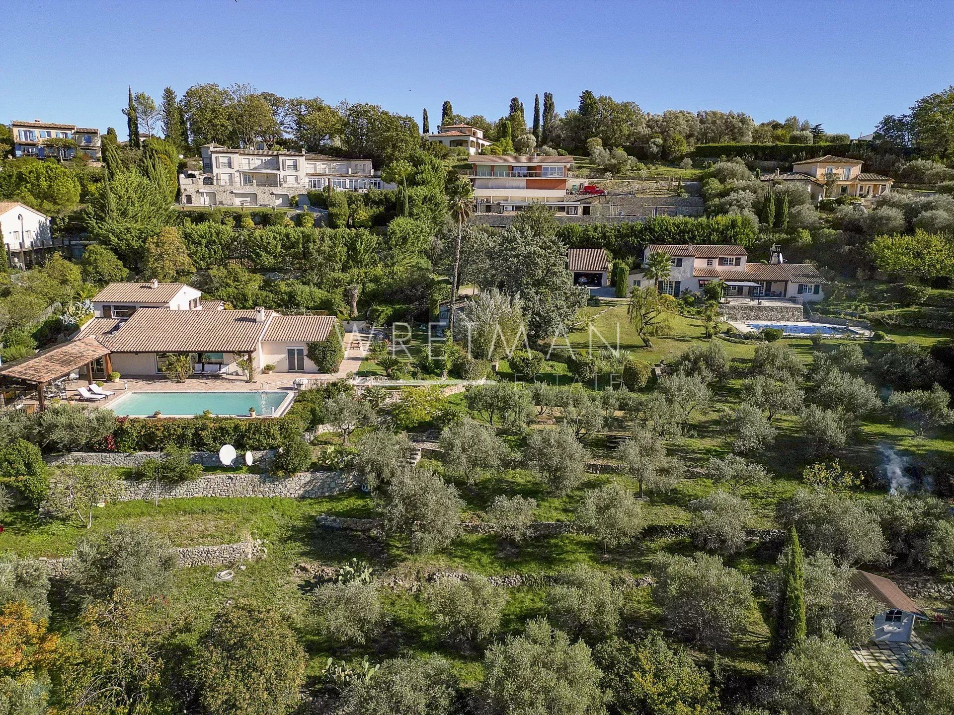 Talo sisään Grasse, Alpes-Maritimes 12366445