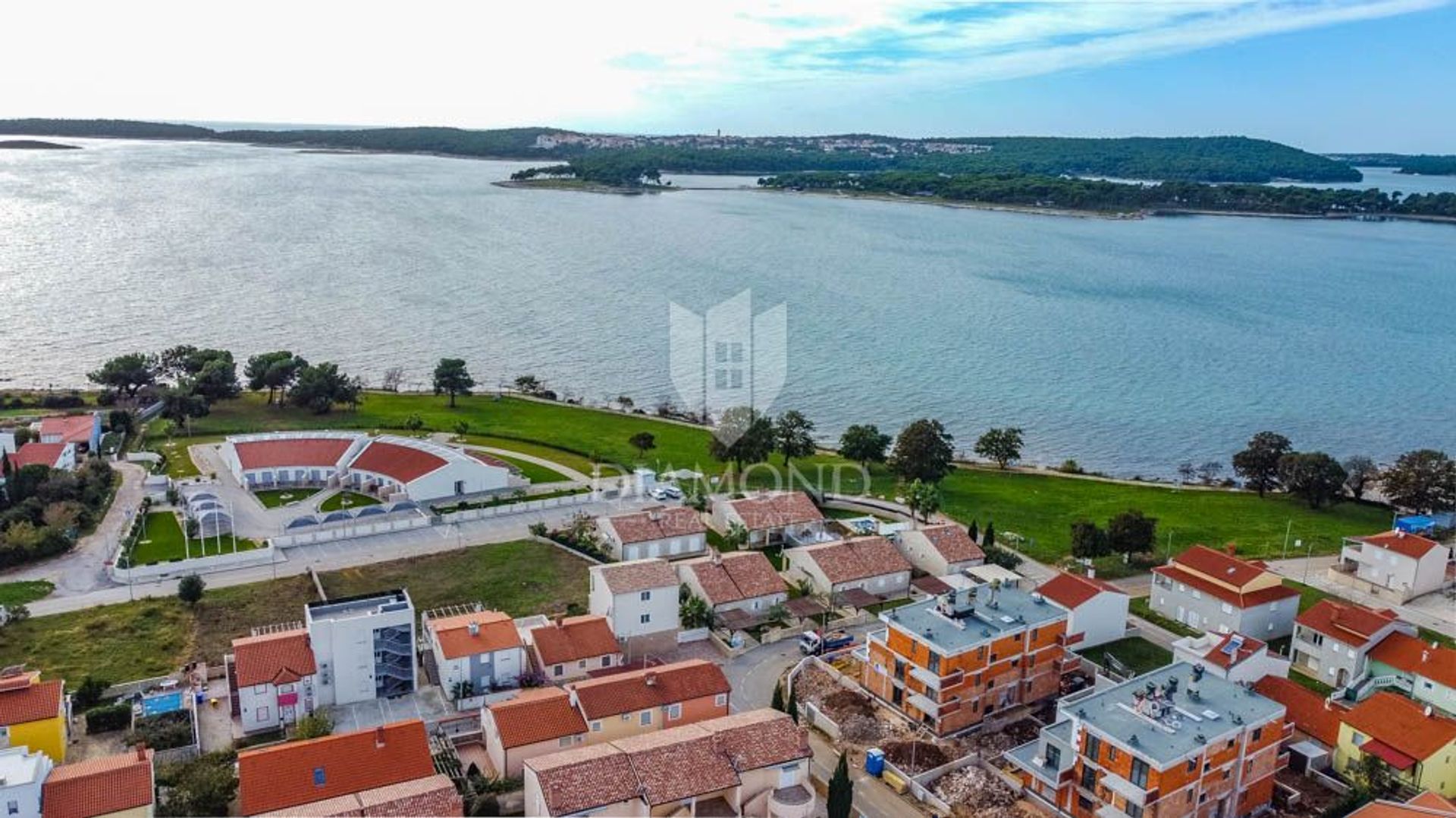 Condominium in Medulin, Istria County 12367206