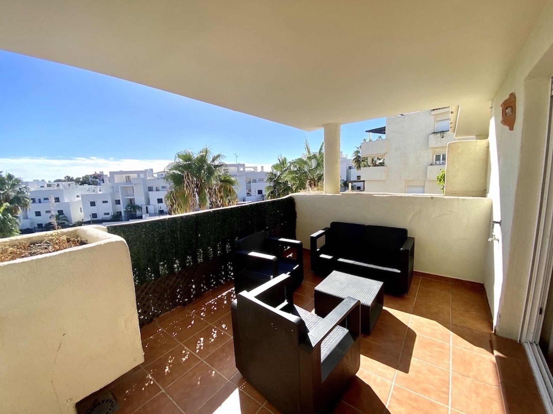 Condominium in Estepona, Andalusia 12368169