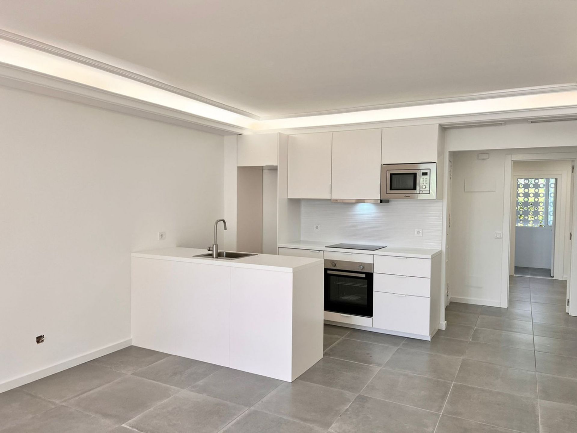 Condominium dans Estepona, Andalousie 12368445