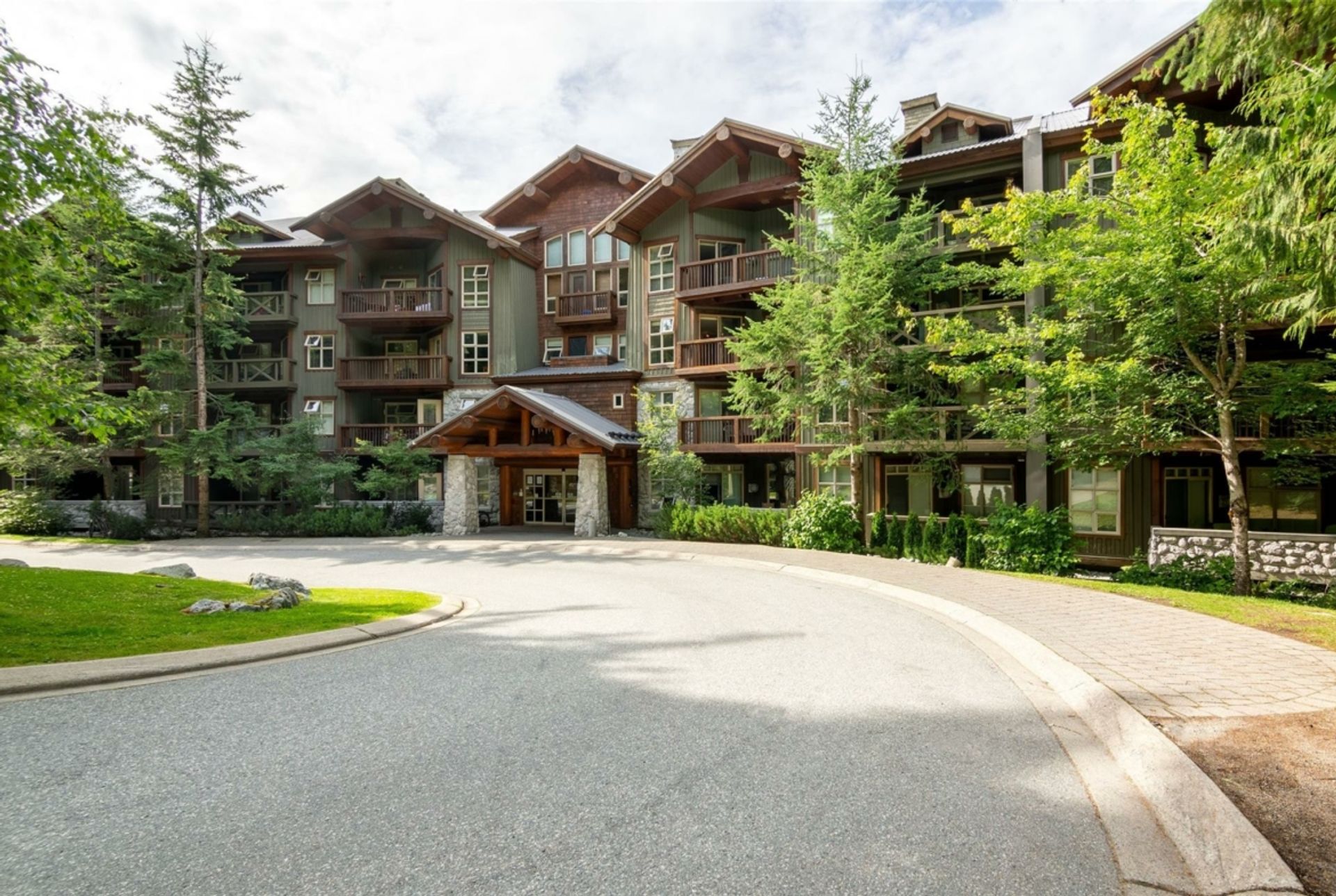 Kondominium dalam Whistler, British Columbia 12368839