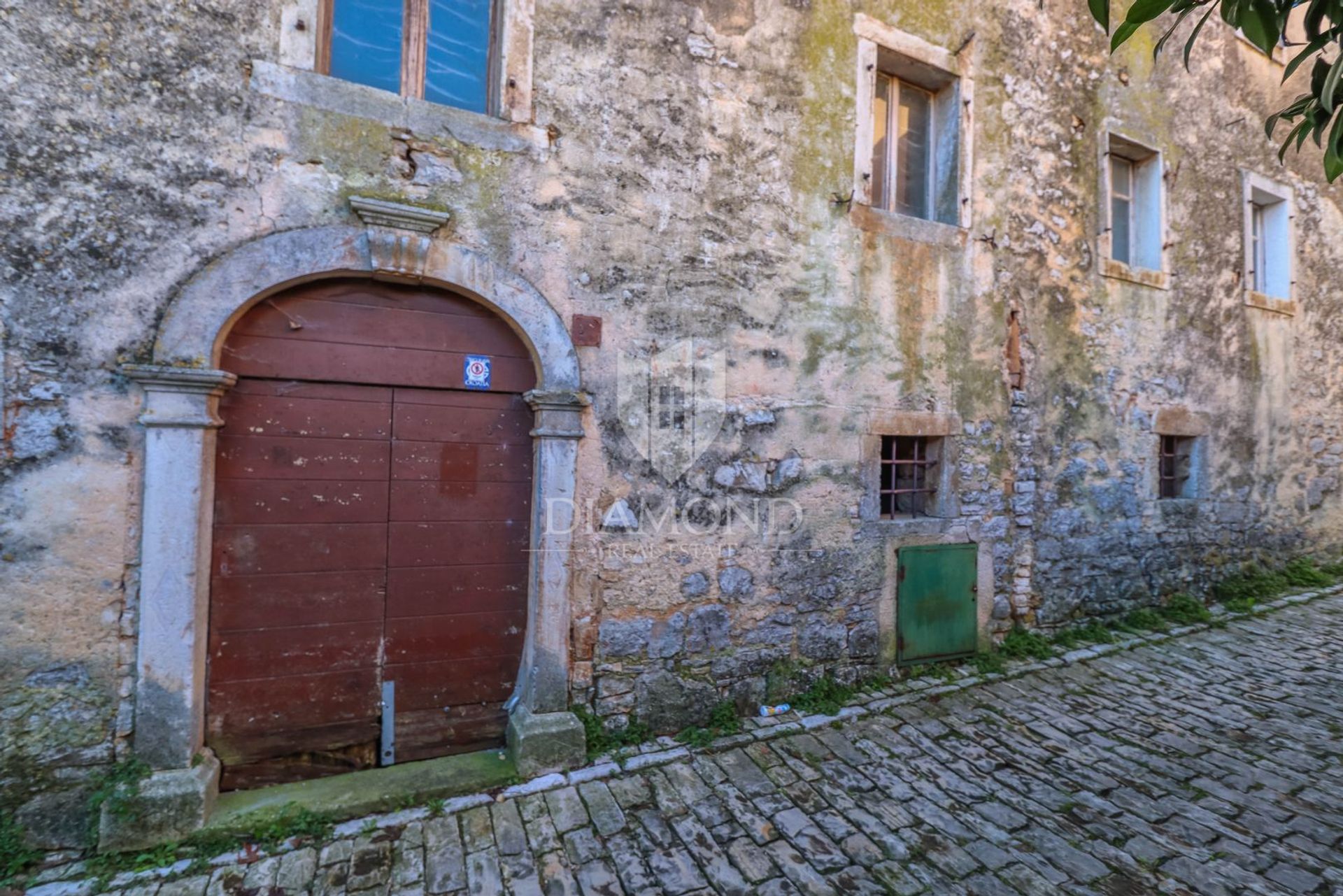 casa en Žminj, Istria County 12370189