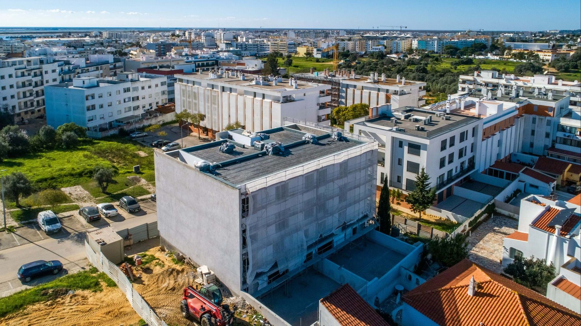 Condominium in Olhão, Faro District 12371509