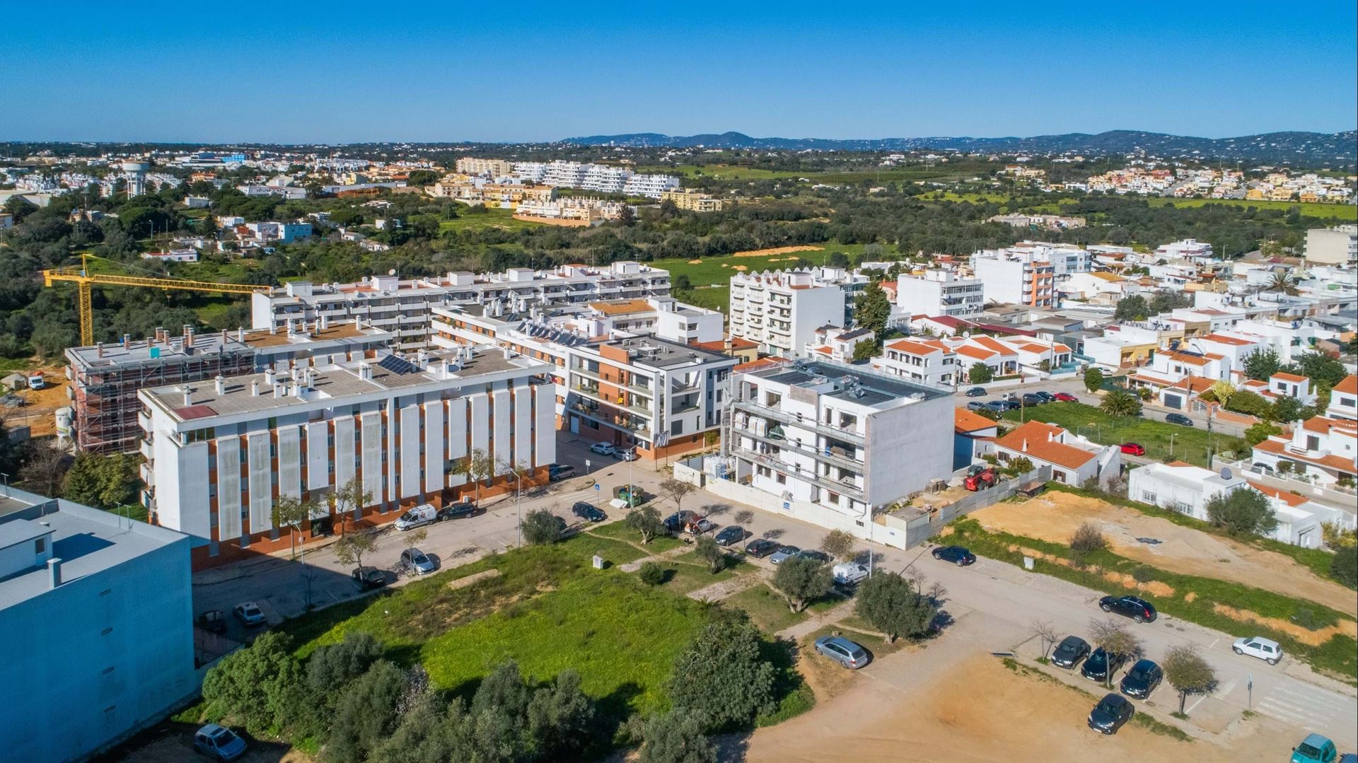 Condominium in Olhão, Faro District 12371509