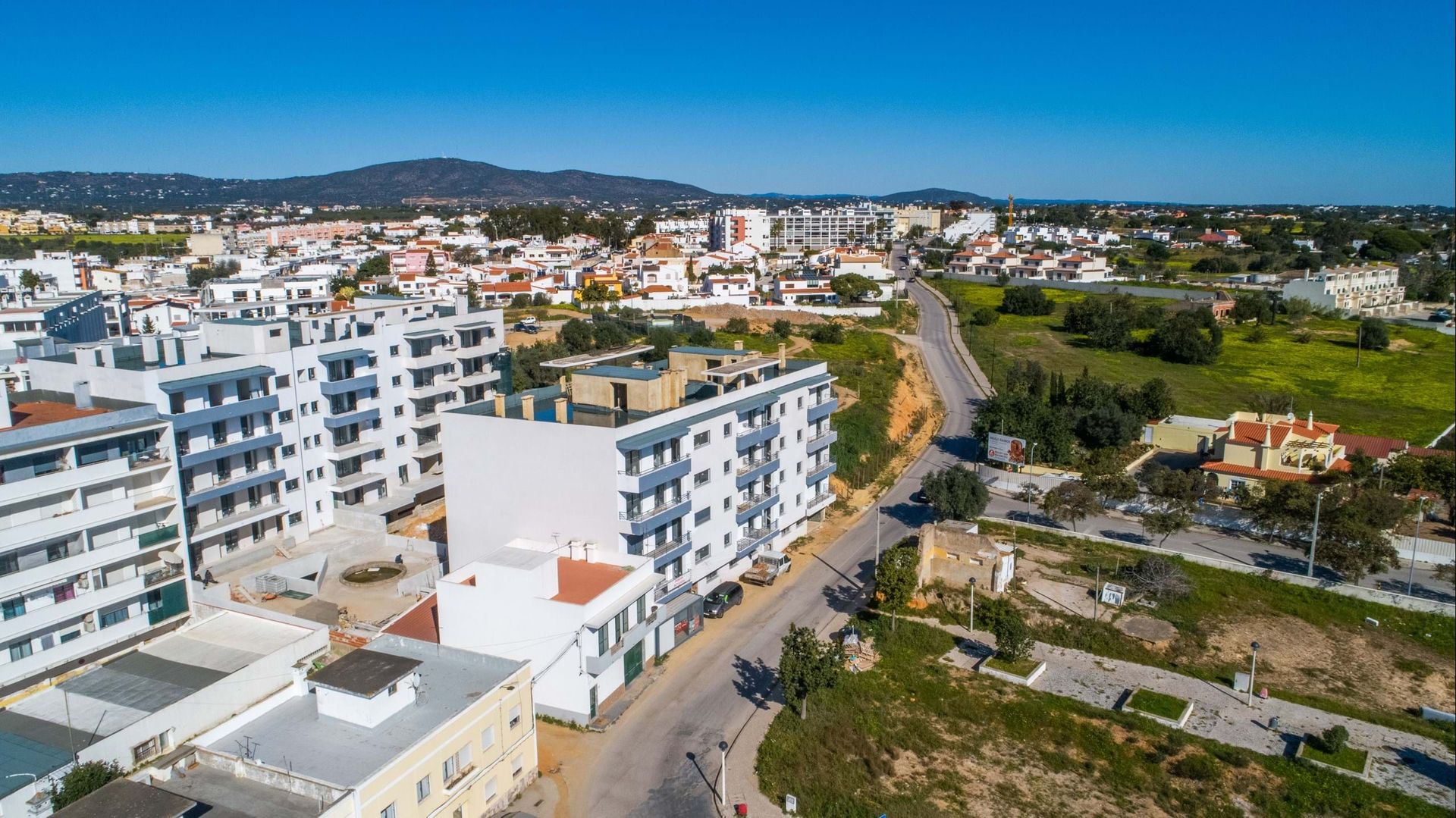 Condominium in Olhão, Faro District 12371527