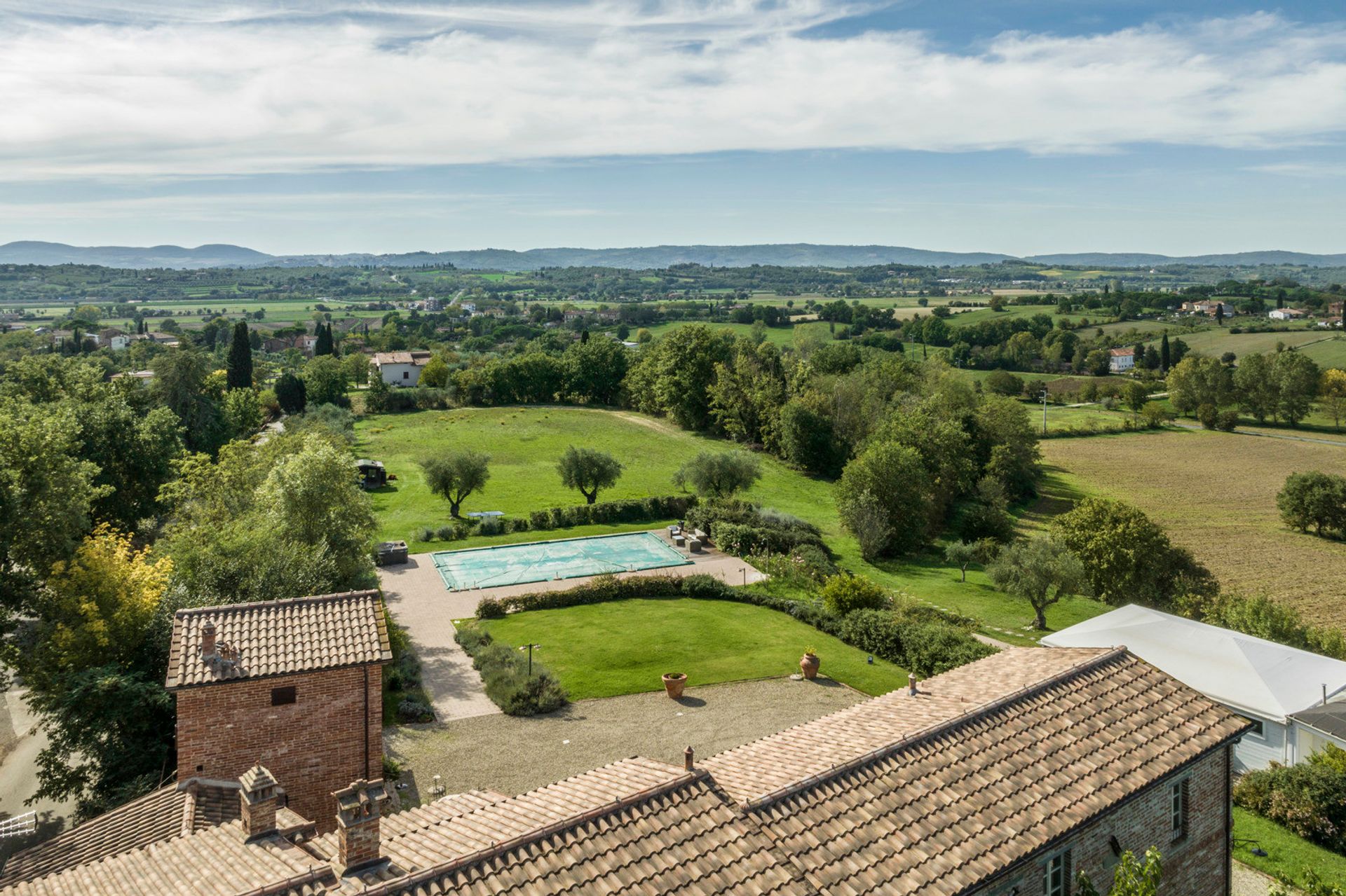 Rumah di Foiano della Chiana, Toscana 12372066