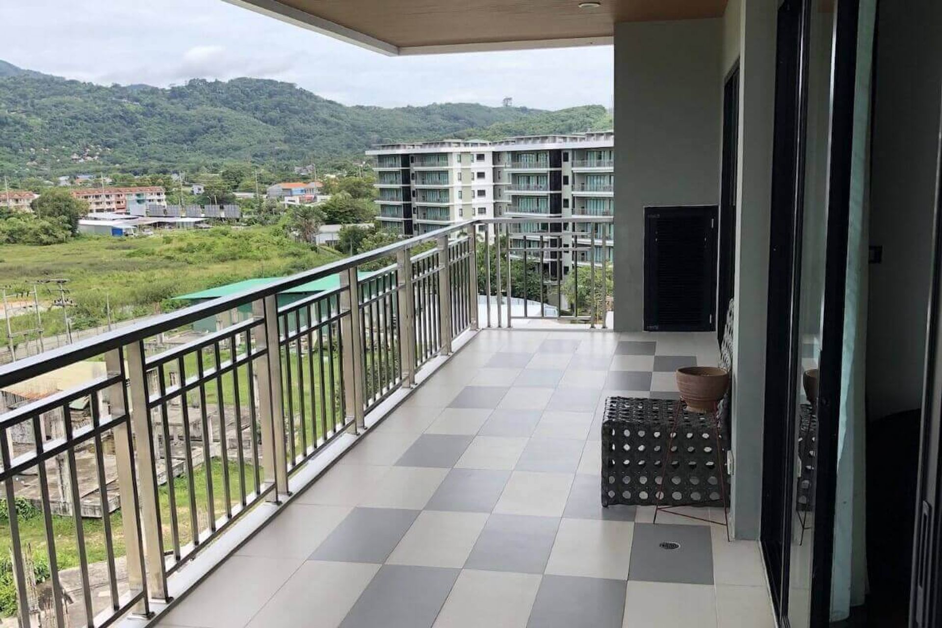 Kondominium dalam Chalong, Phuket 12372230