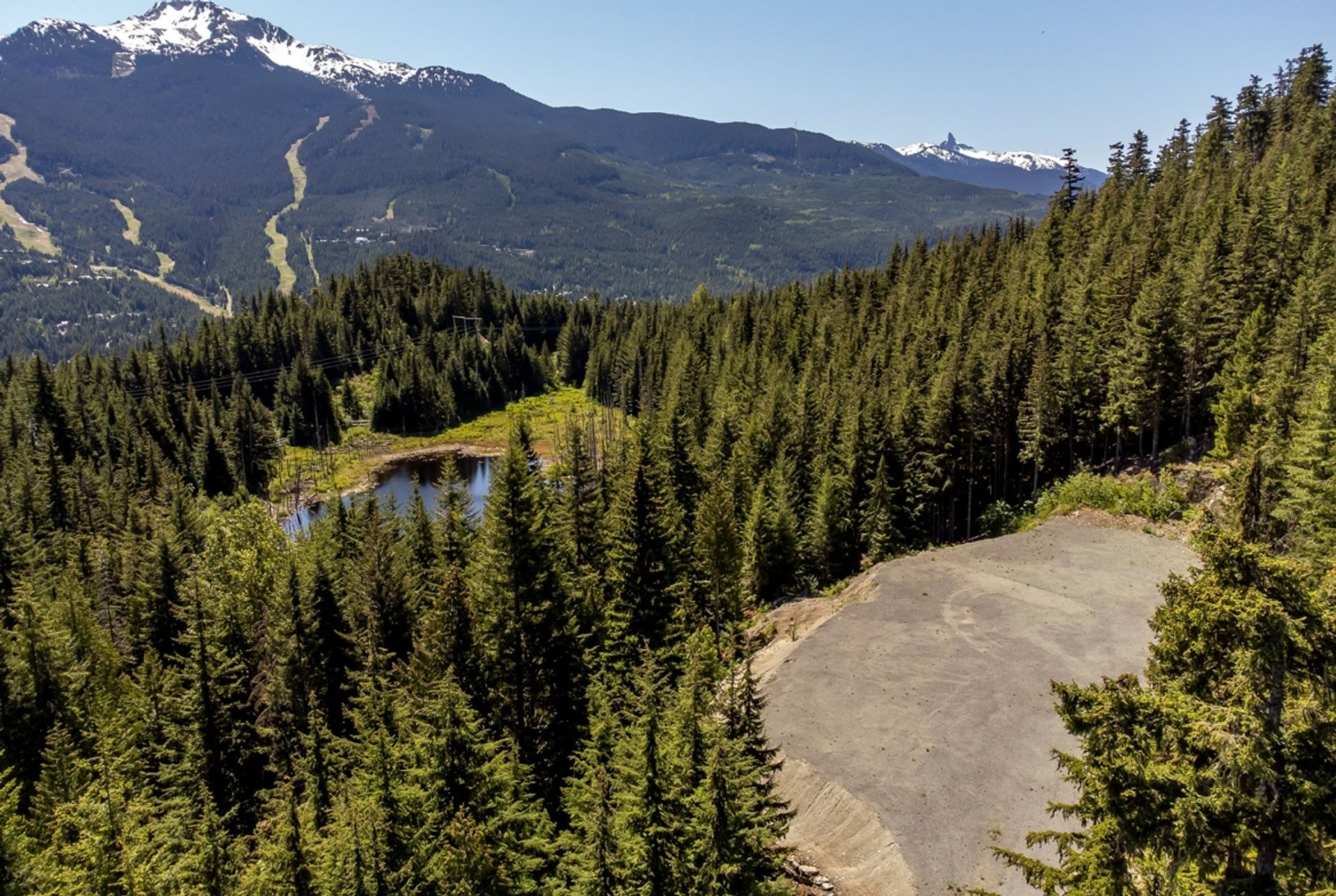 Земельные участки в Whistler, British Columbia 12372312