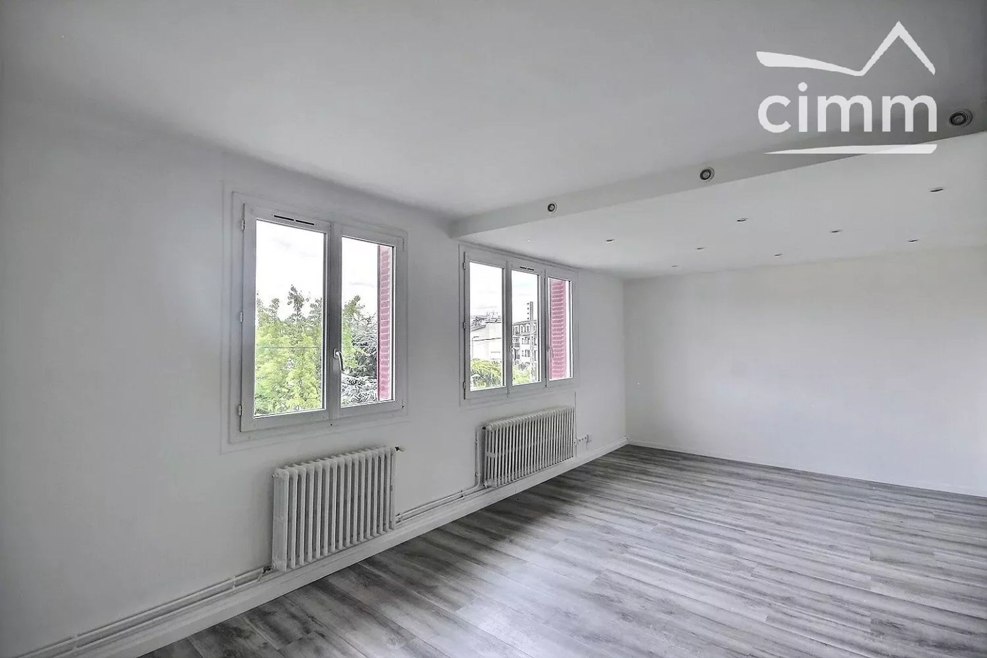 Condominio en Noisy-le-Grand, Seine-Saint-Denis 12372609