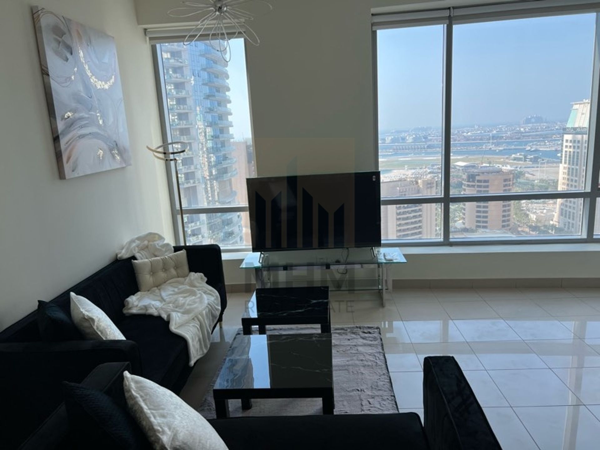 Condominium in Dubai, Dubai 12373088