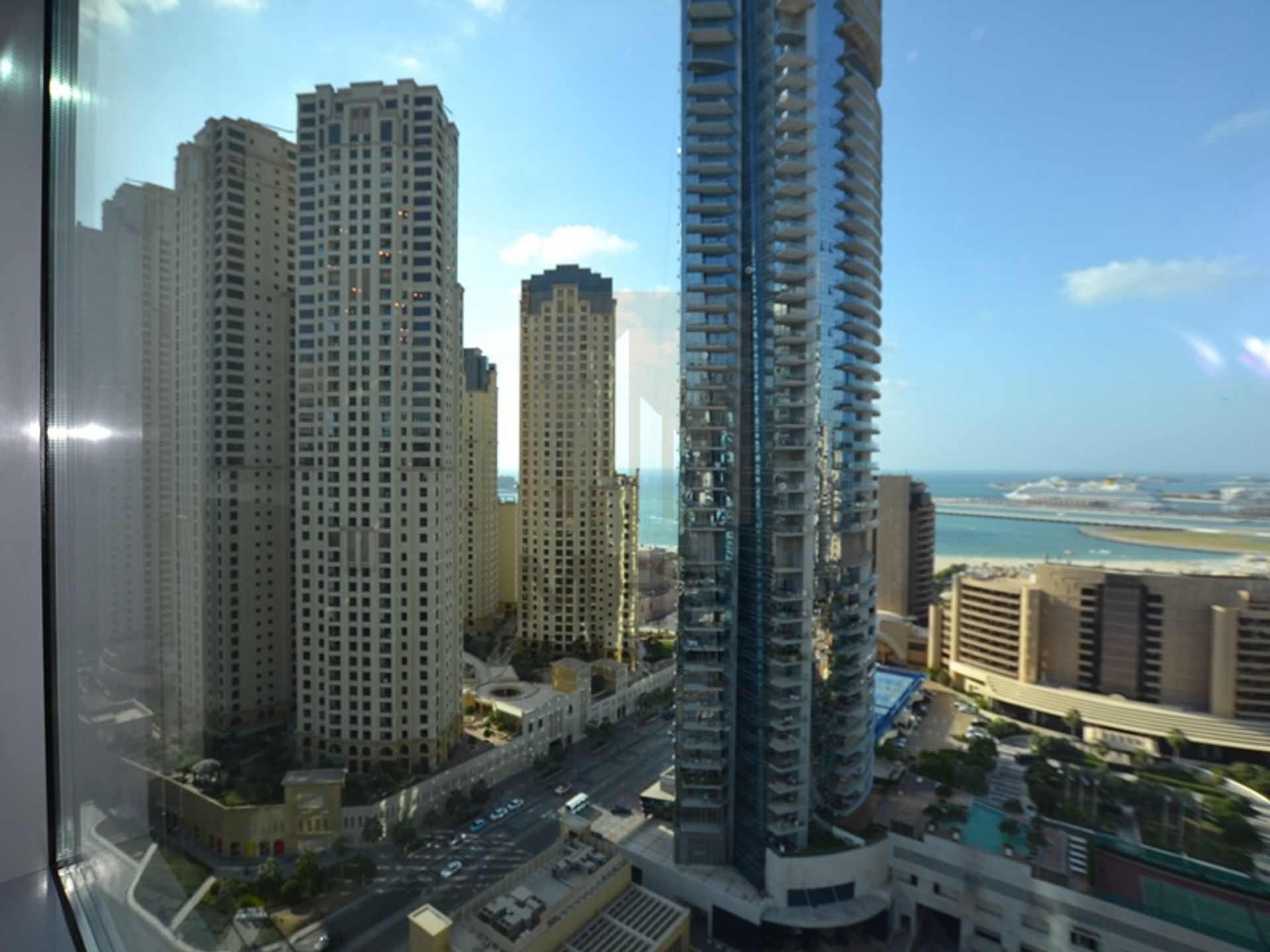 Condominium in Dubai, Dubai 12373088