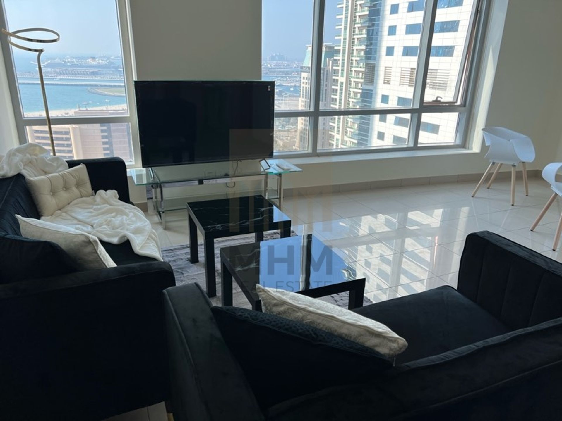 Condominium in Dubai, Dubai 12373088