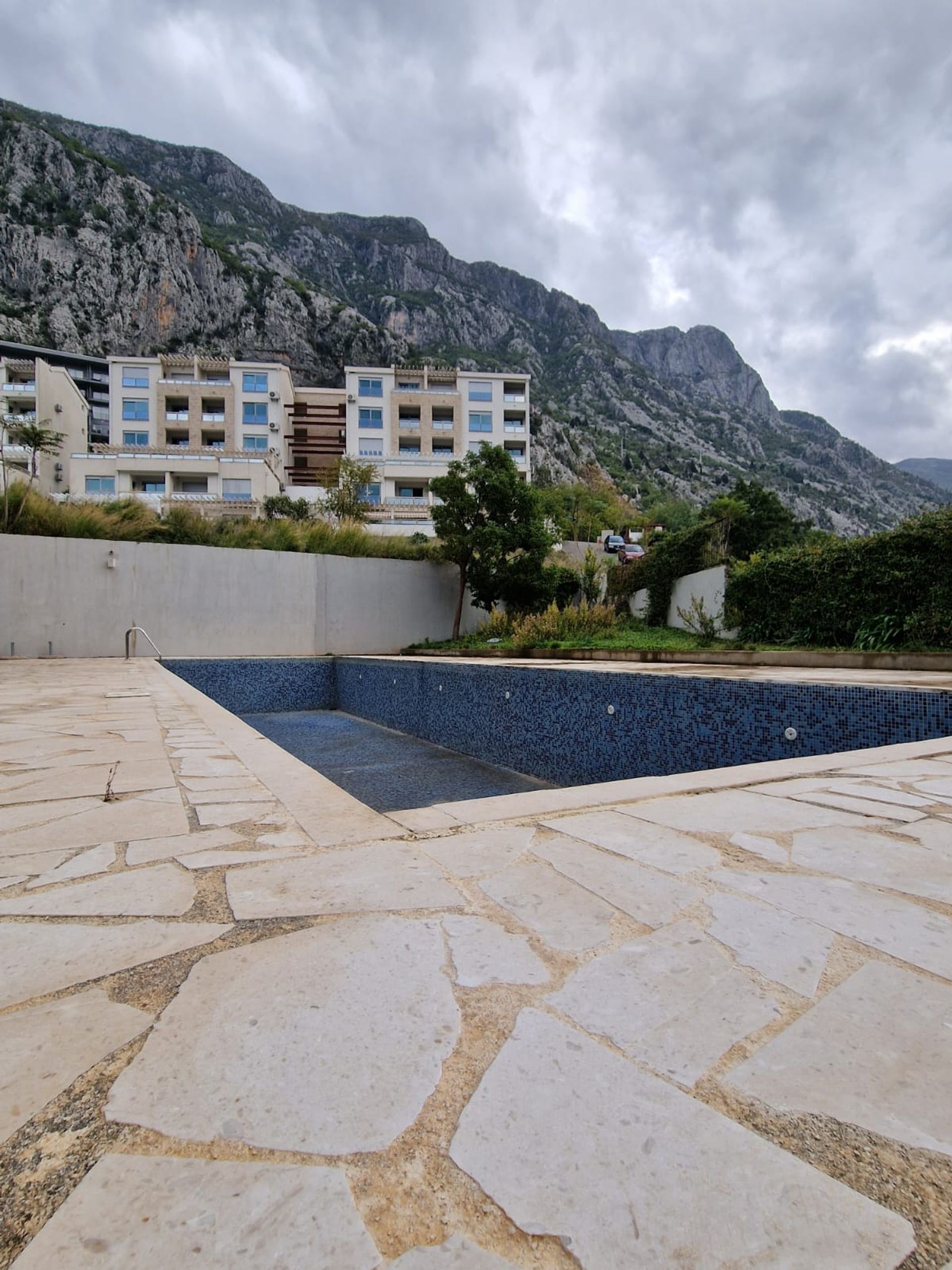 Condominio en Kotor, Kotor Municipality 12373602