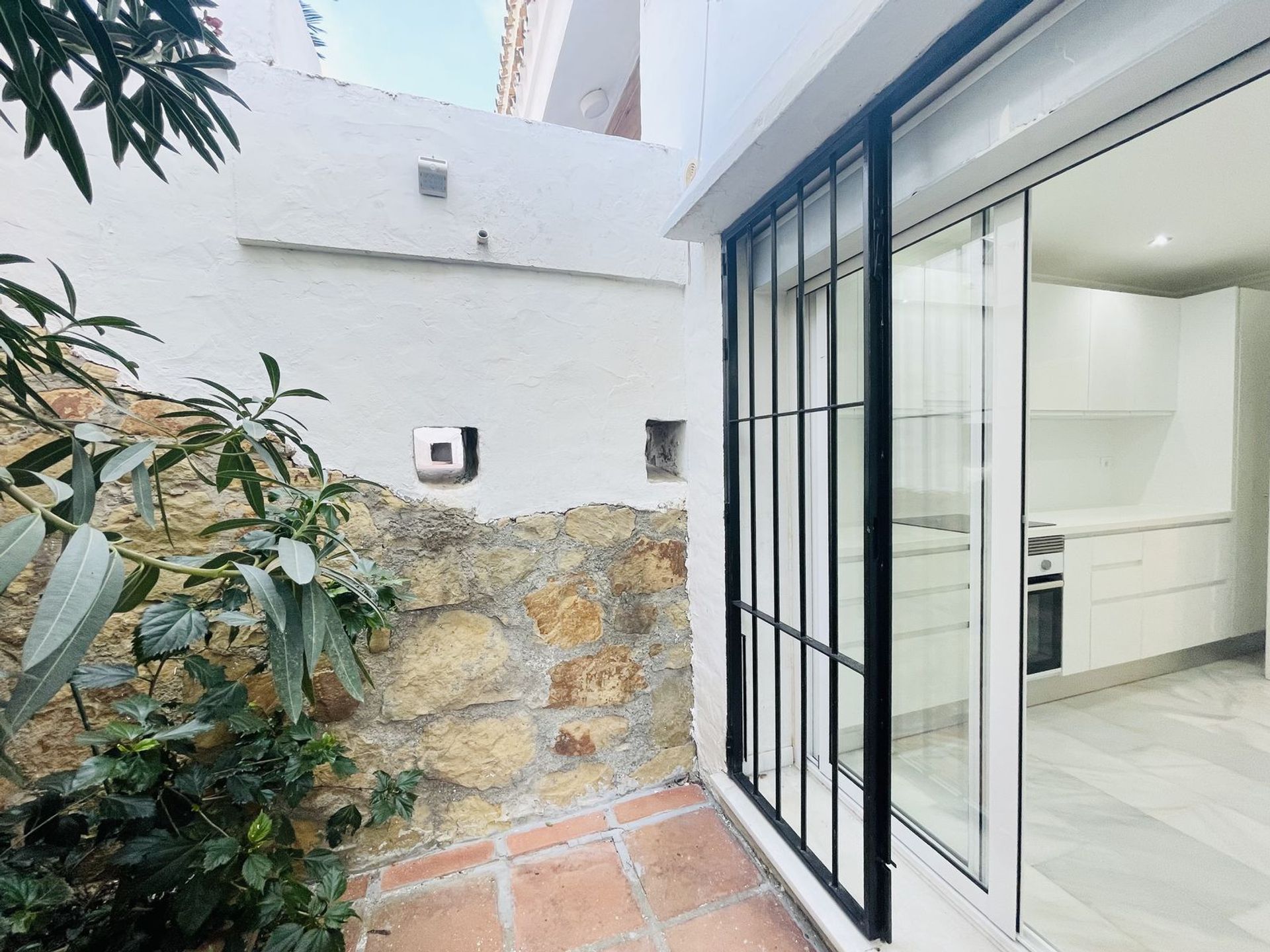 Condominio en Manilva, Andalucía 12373933