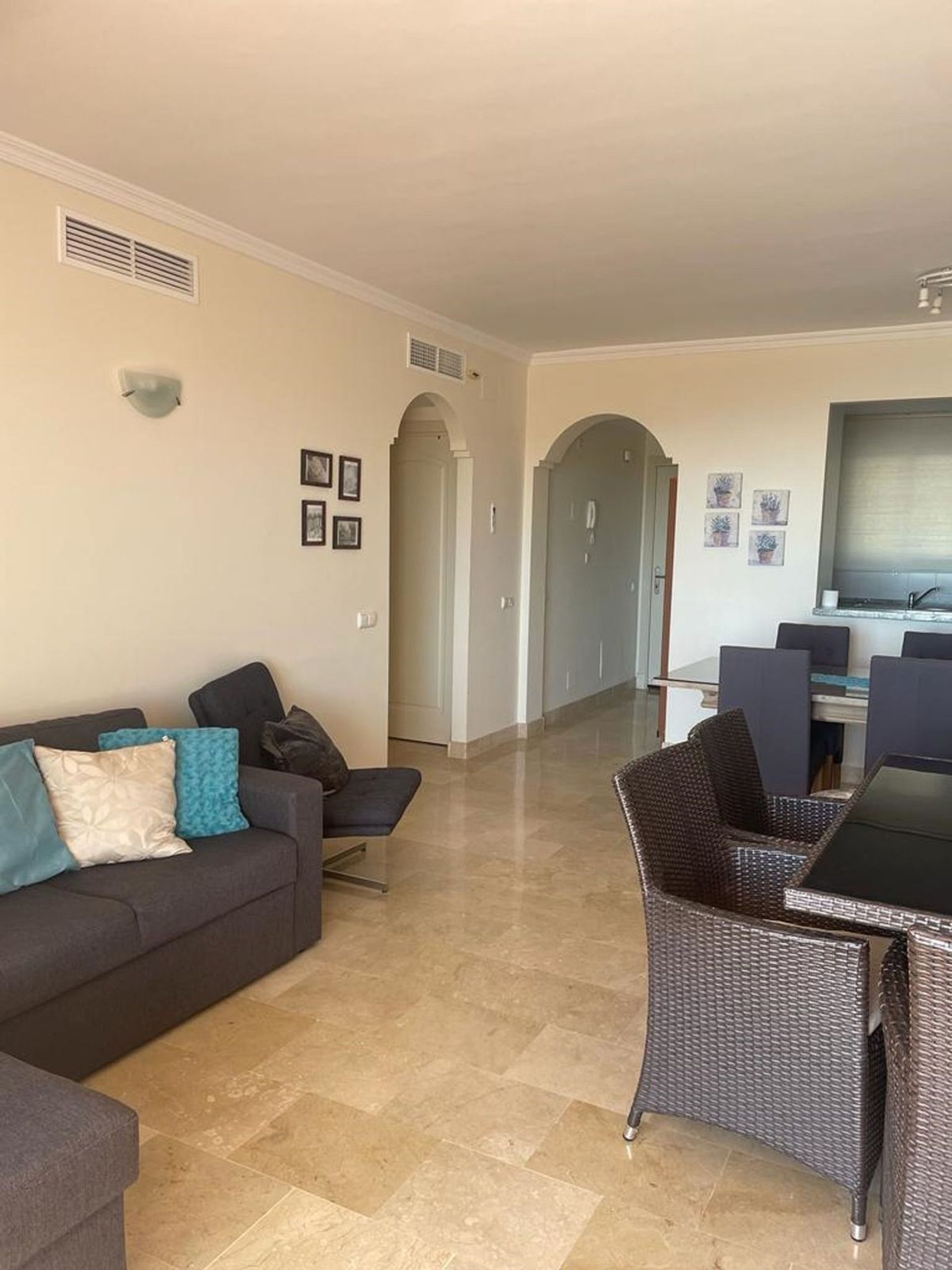 Condominium dans Marbella, Andalousie 12373955