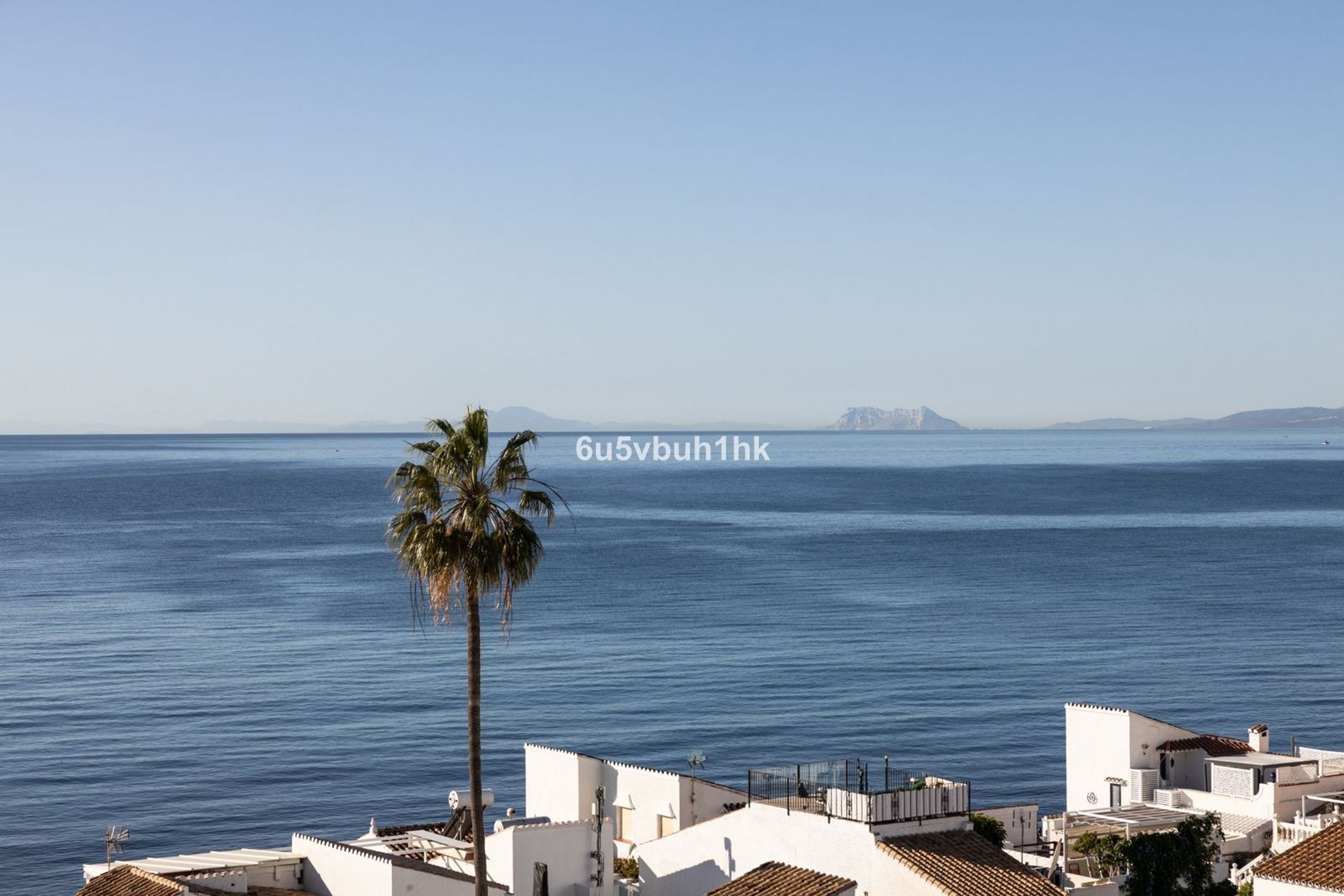 rumah dalam Estepona, Andalusia 12373970