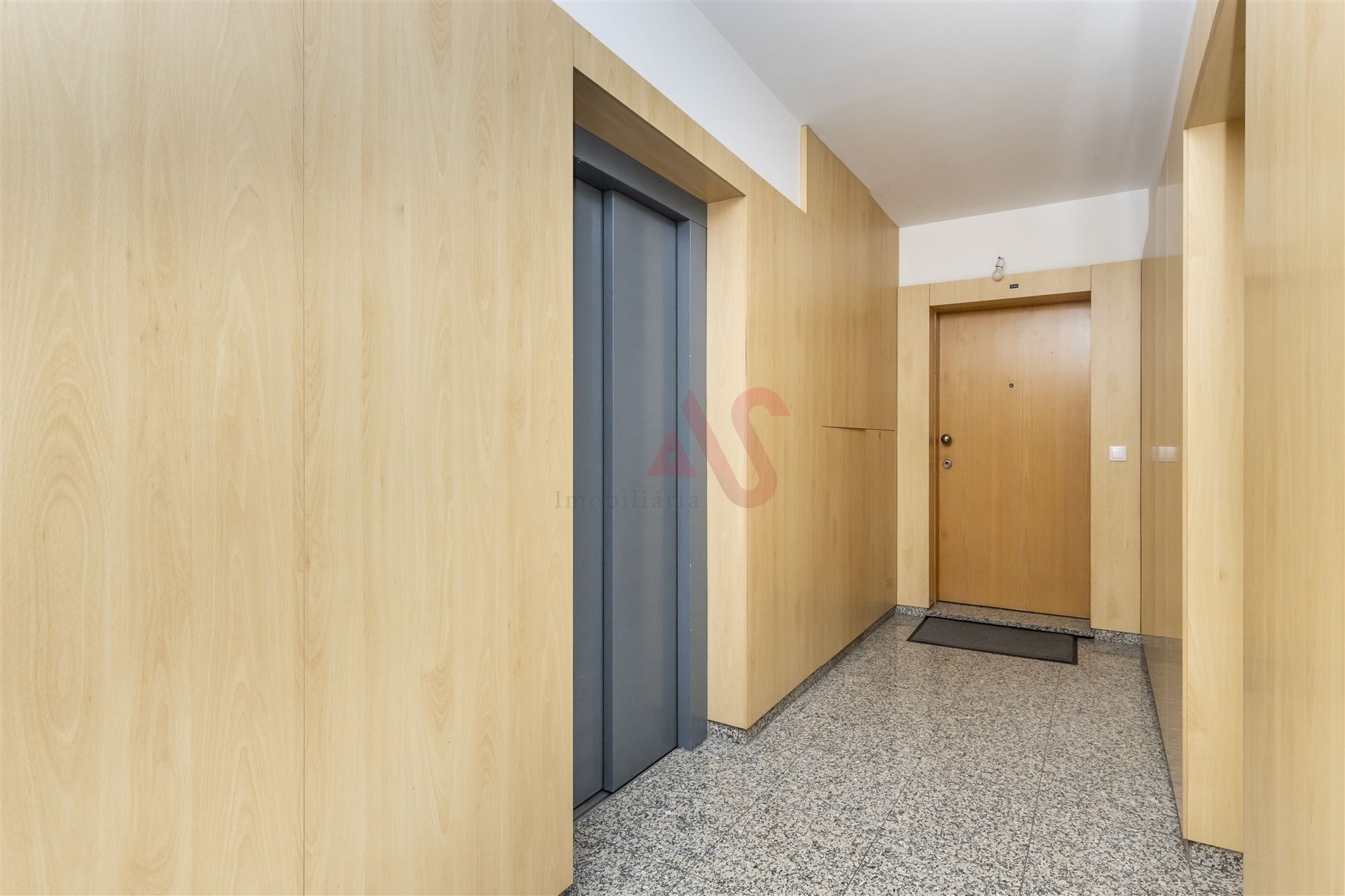 Osakehuoneisto sisään Guimaraes, Braga 12374137