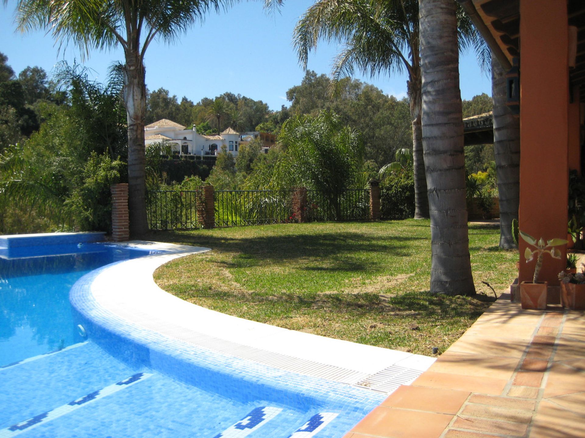 Casa nel Benahavís, Andalusia 12374203