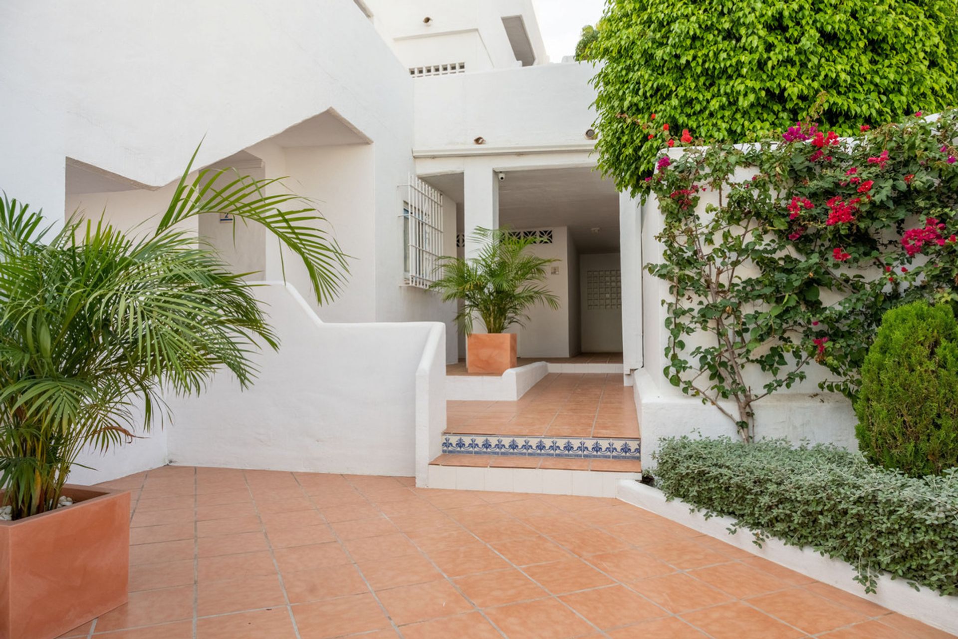 Condominium in Marbella, Andalusië 12374350