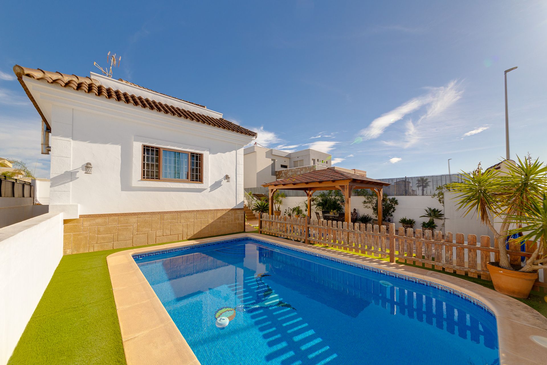 House in Los Montesinos, Valencian Community 12374620