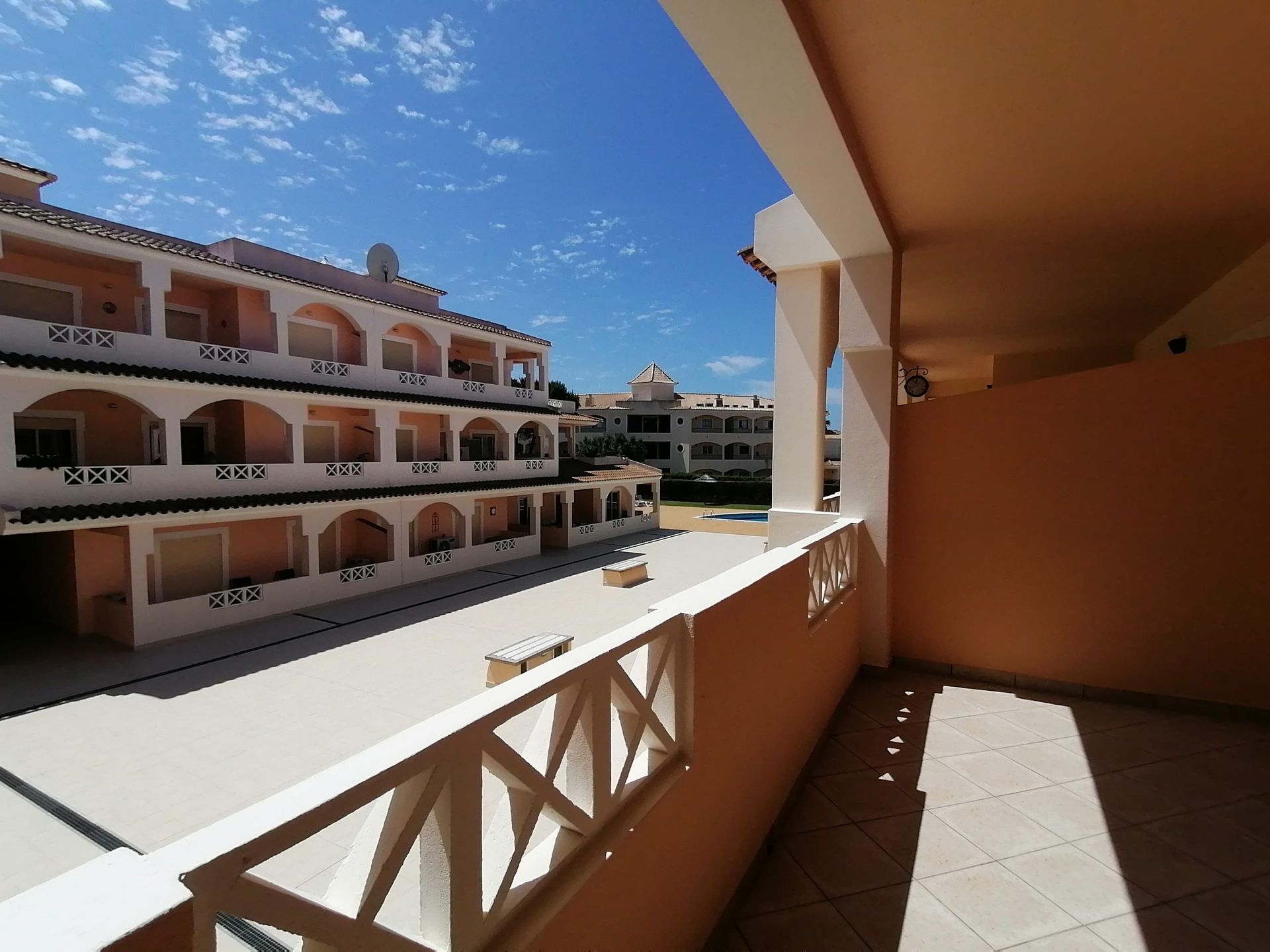 Condominio nel Quarteira, Faro 12374855