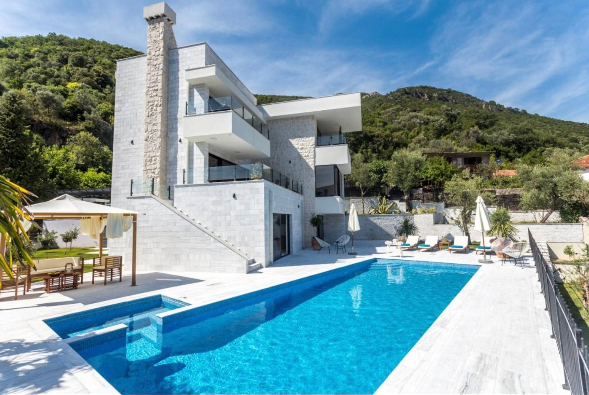 Huis in Zelenika, Herceg Novi 12375142