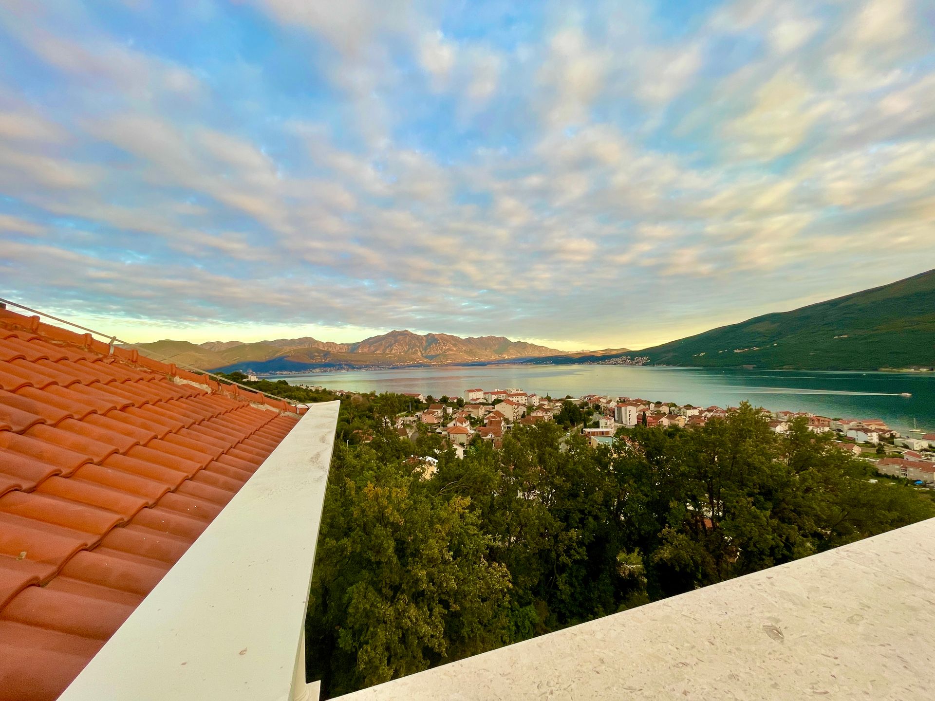 Condominio nel Đenovići, Herceg Novi Municipality 12375147