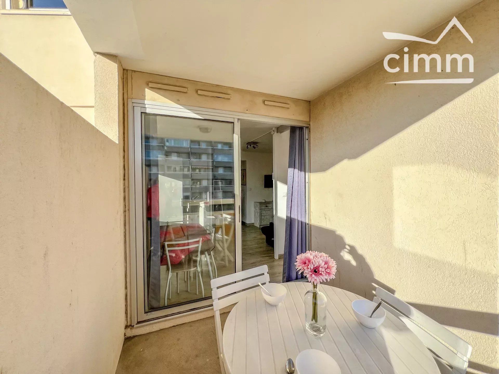 Condominium in Canet-en-Roussillon, Occitanië 12376383