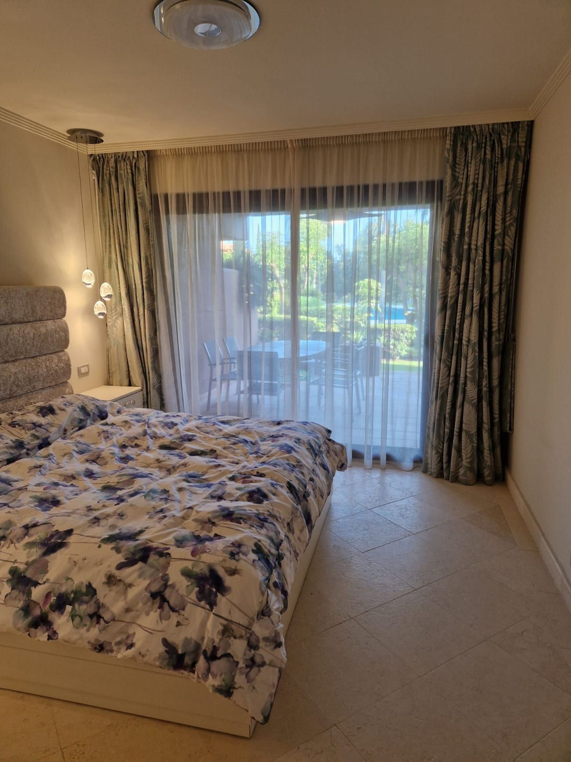 Condominium in Estepona, Andalusia 12377089