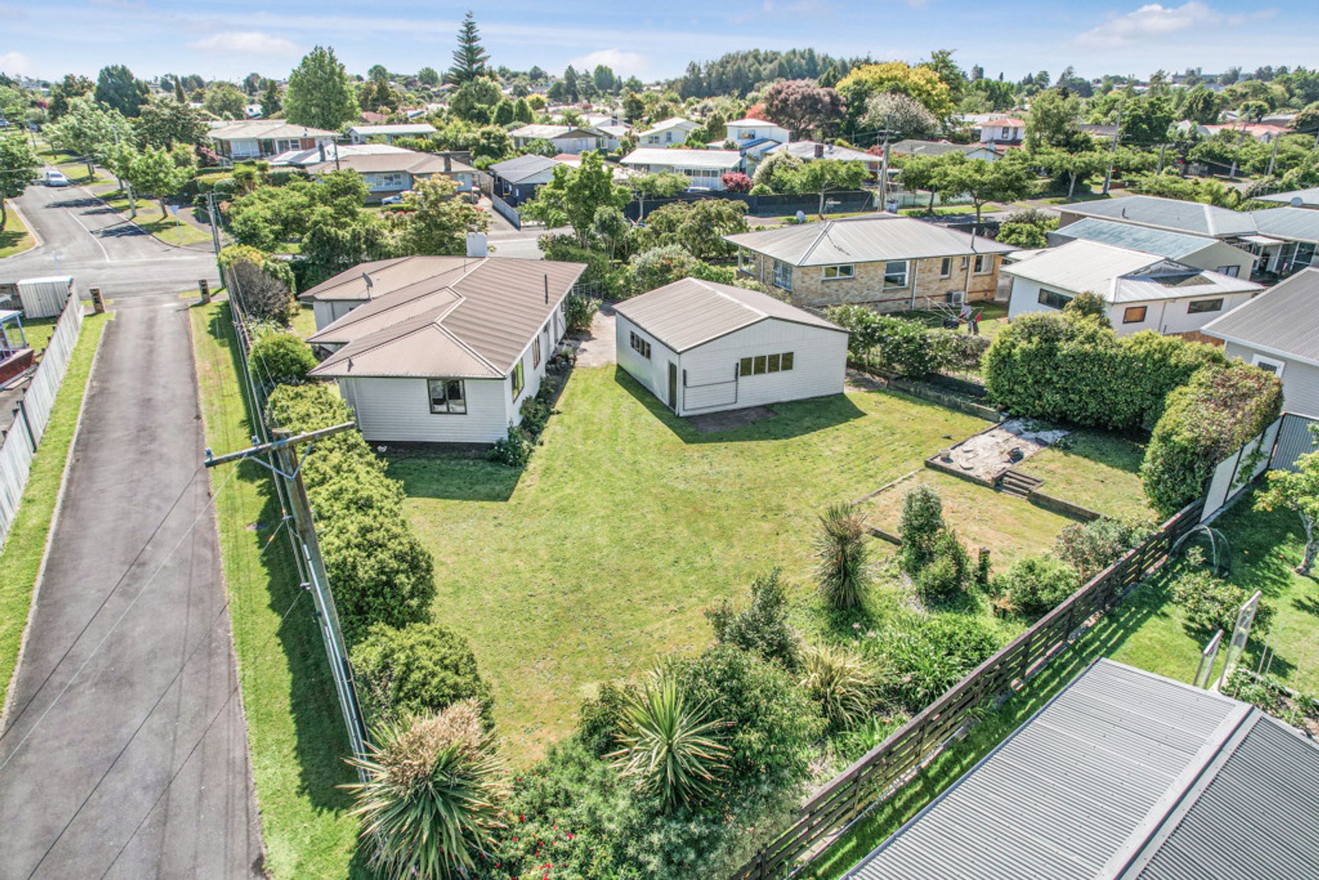 Condominium in Hamilton, Waikato 12377429