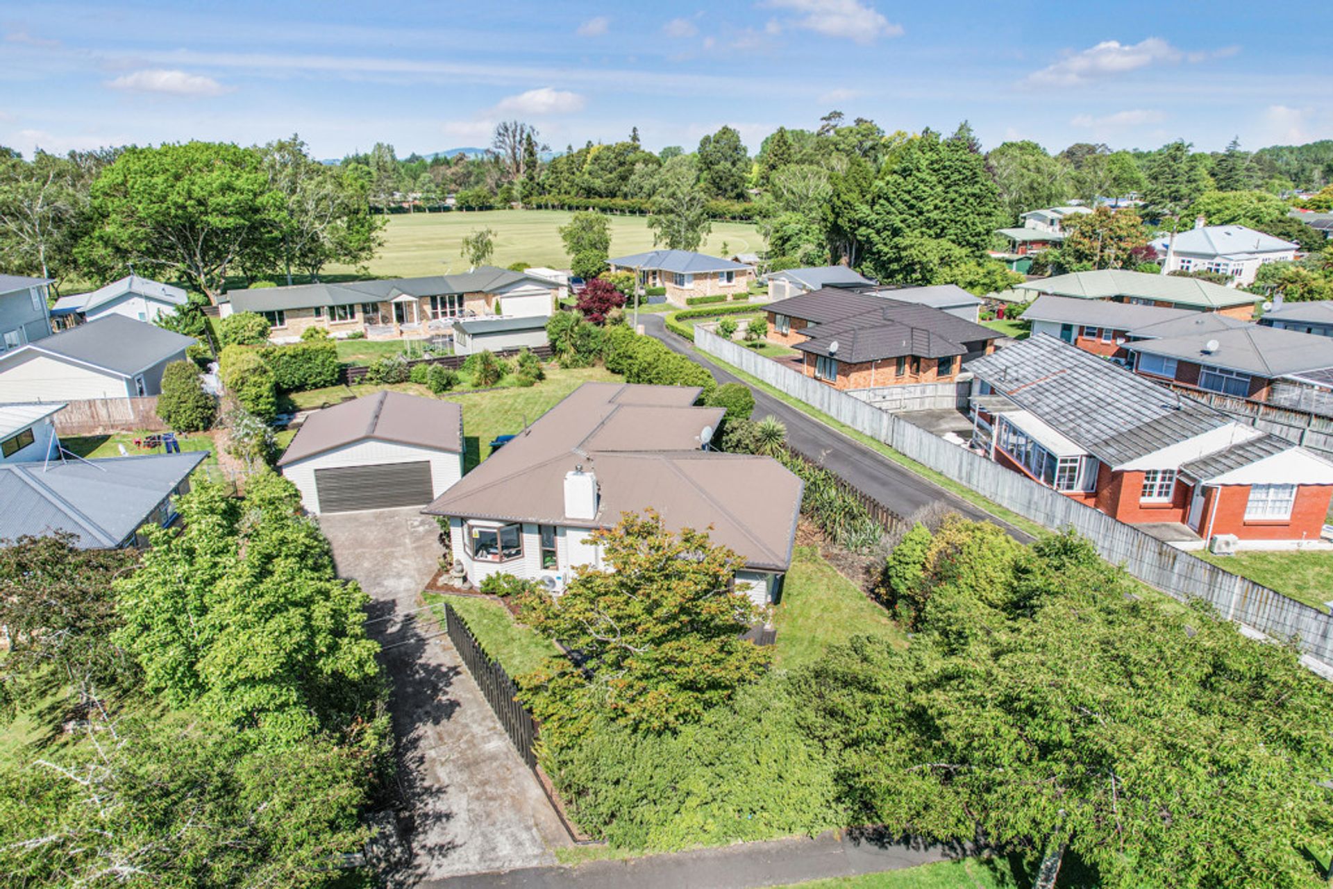 Condominium in Hamilton, Waikato 12377429