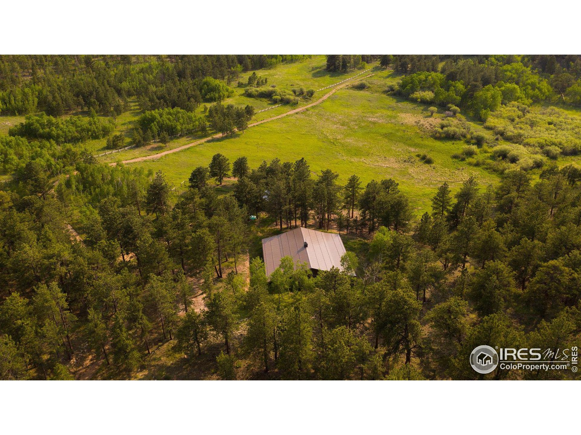 rumah dalam Boulder, Colorado 12377497