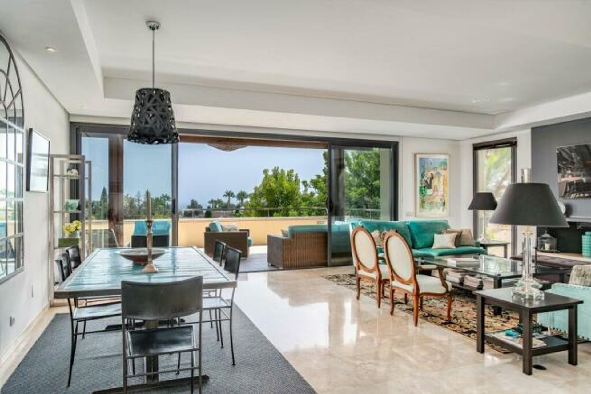 Condominium in Marbella, Andalucía 12379775