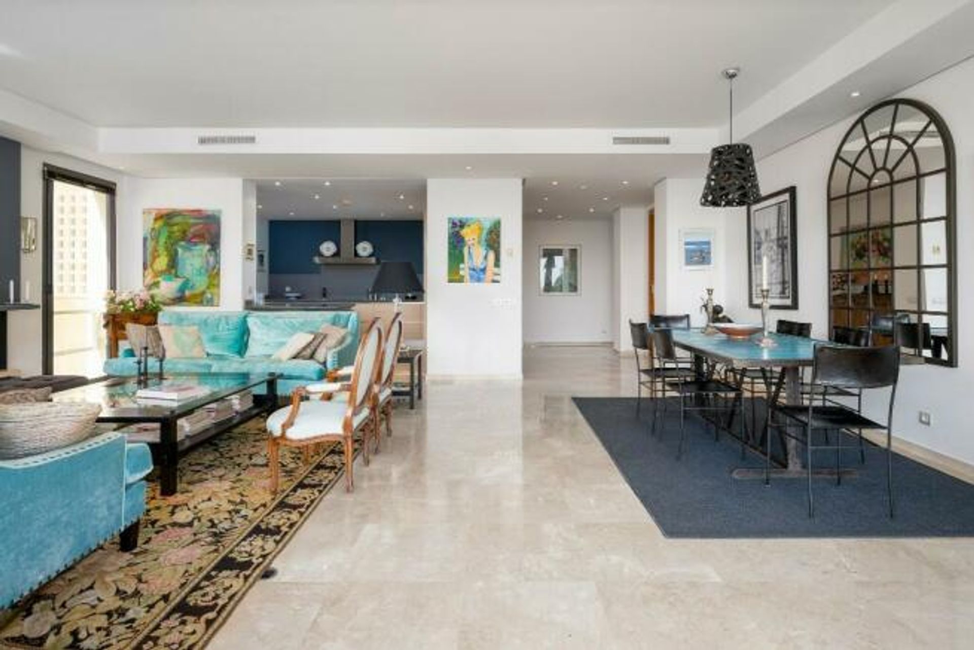 Condominium in Marbella, Andalucía 12379775