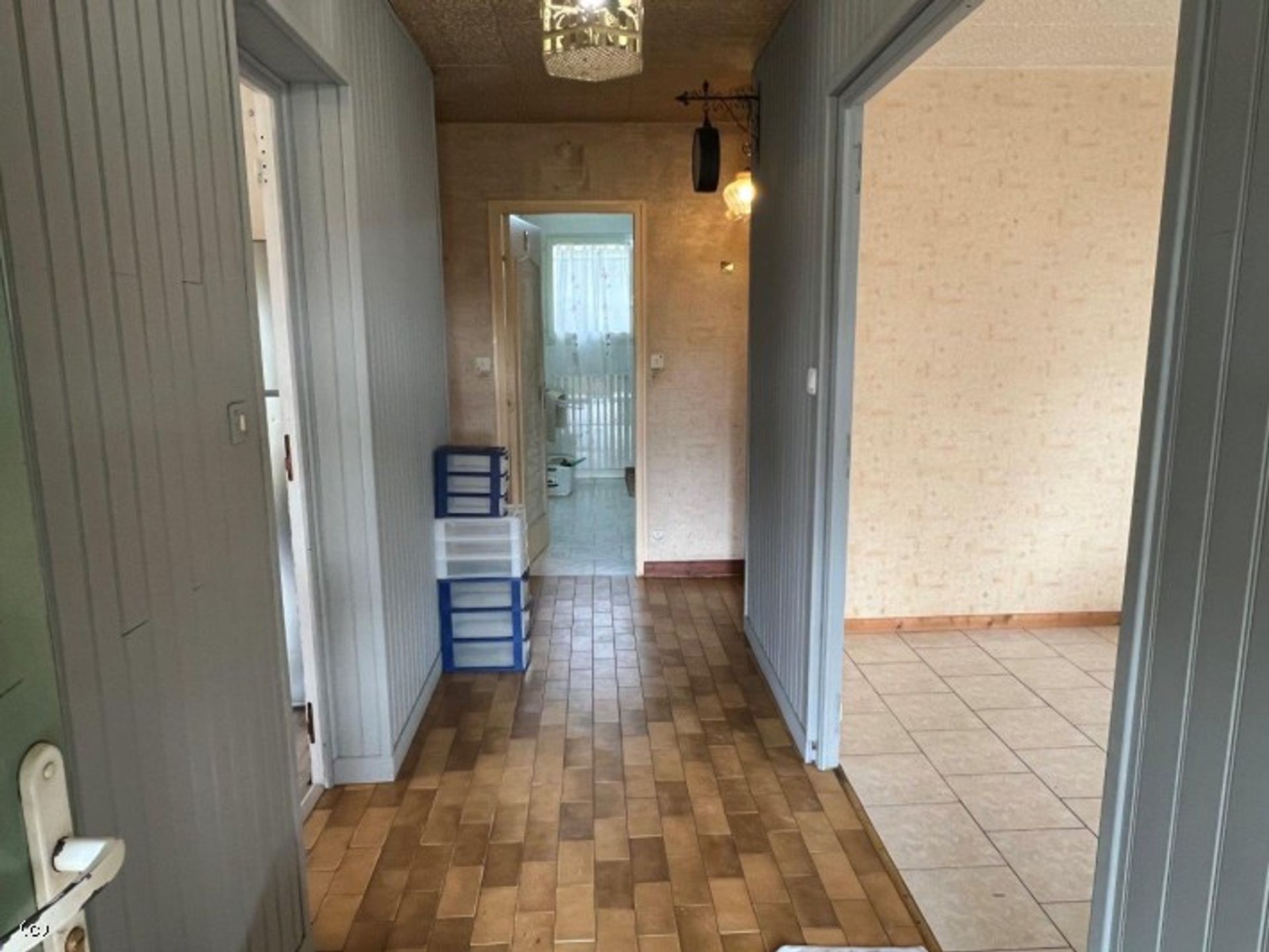 Будинок в Nanteuil-en-Vallée, Nouvelle-Aquitaine 12379840