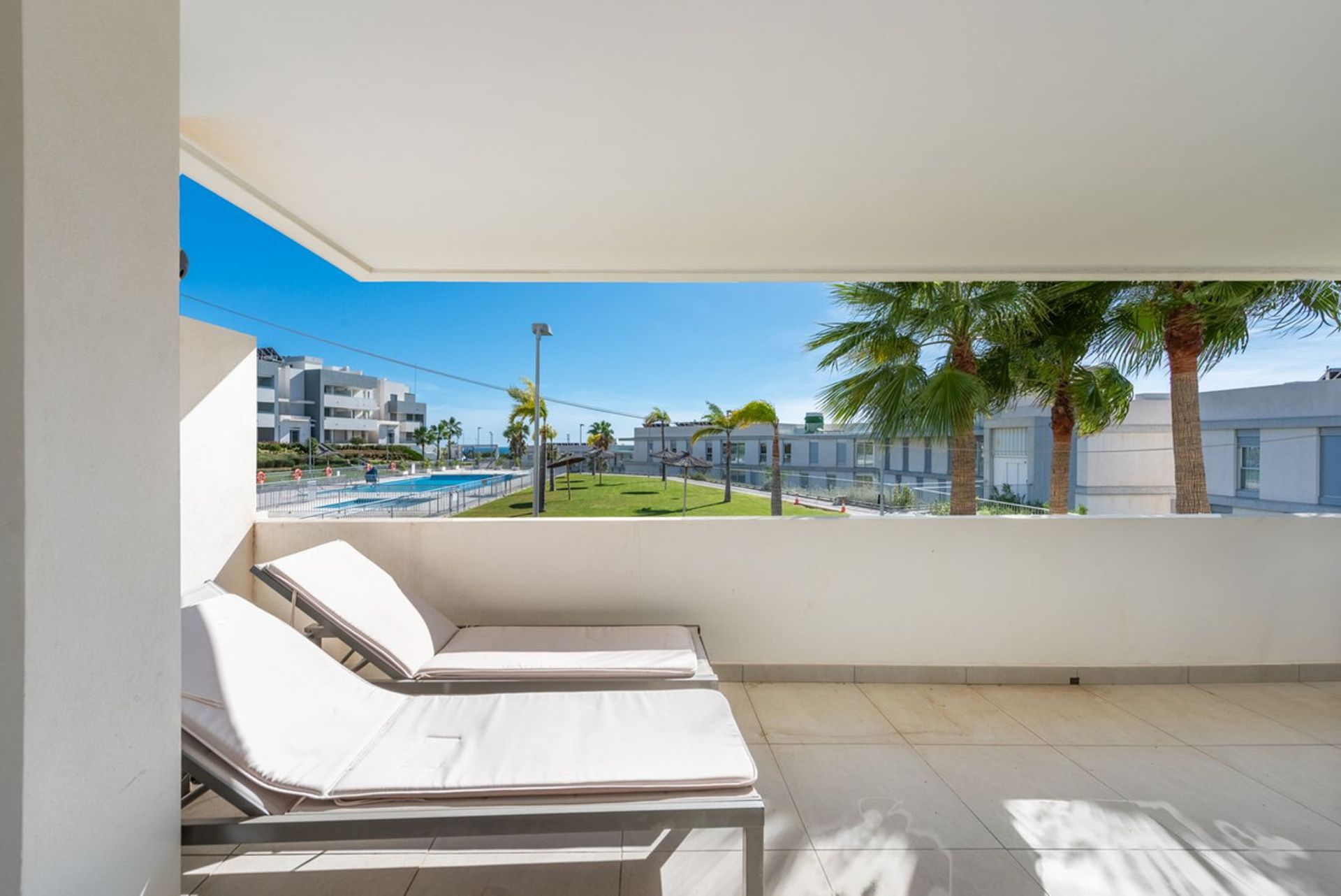 Condominio nel Estepona, Andalusia 12380498