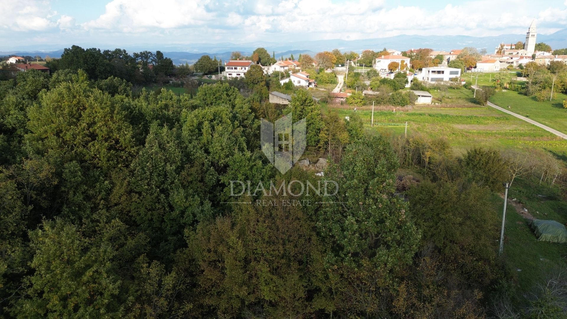 Land in Gracisce, Istarska Zupanija 12382245