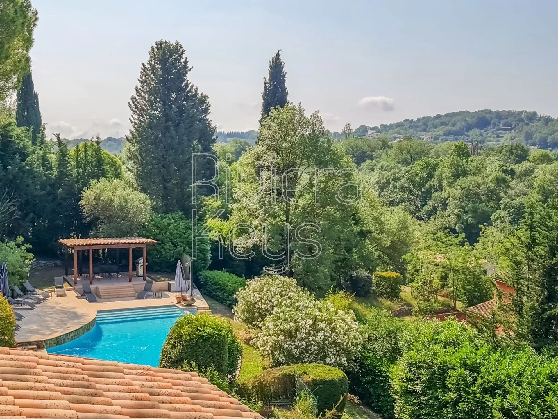 casa no Châteauneuf-Grasse, Alpes-Maritimes 12383311