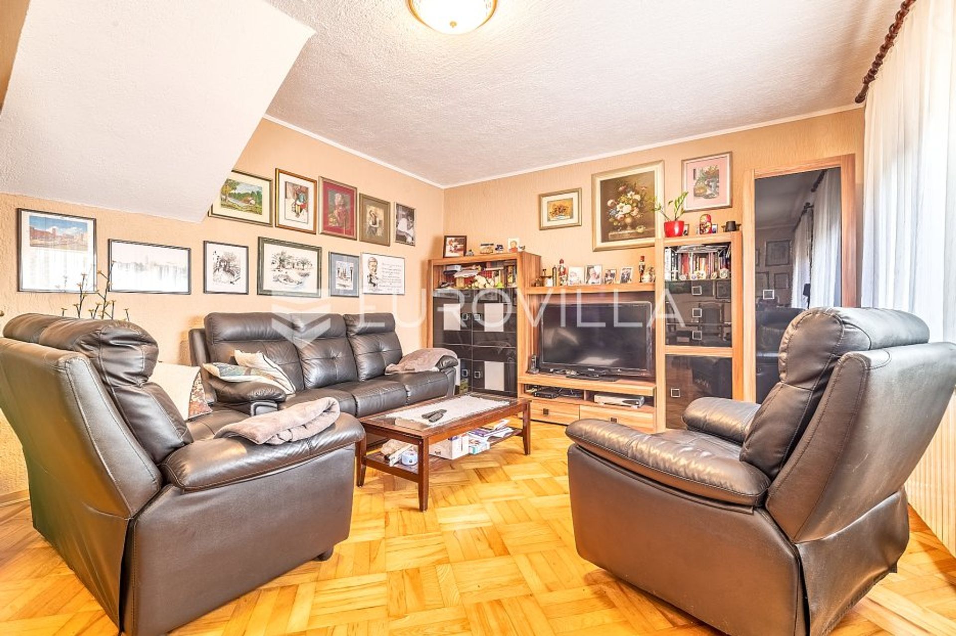 Huis in Remetinec, Zagreb, Grad 12383589