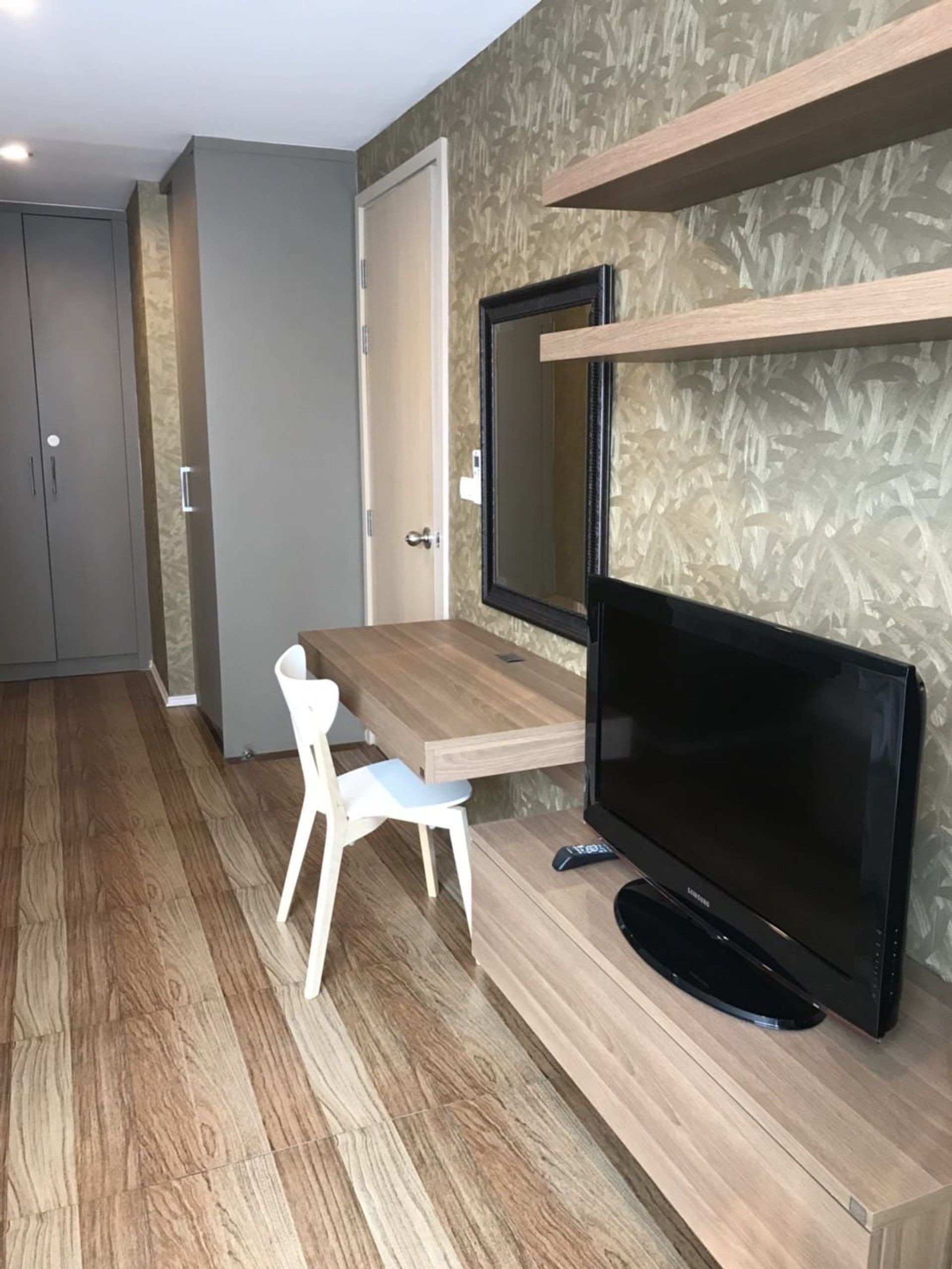 Condominium dans Khlong Toei, Krung Thep Maha Nakhon 12383795