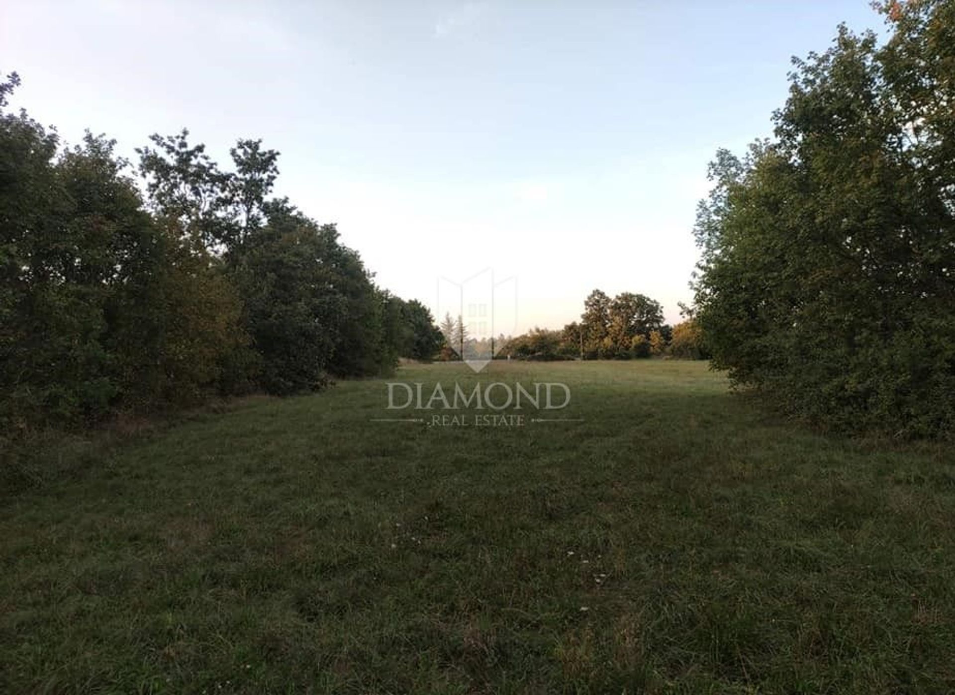 Land in Zminj, Istarska Zupanija 12383914