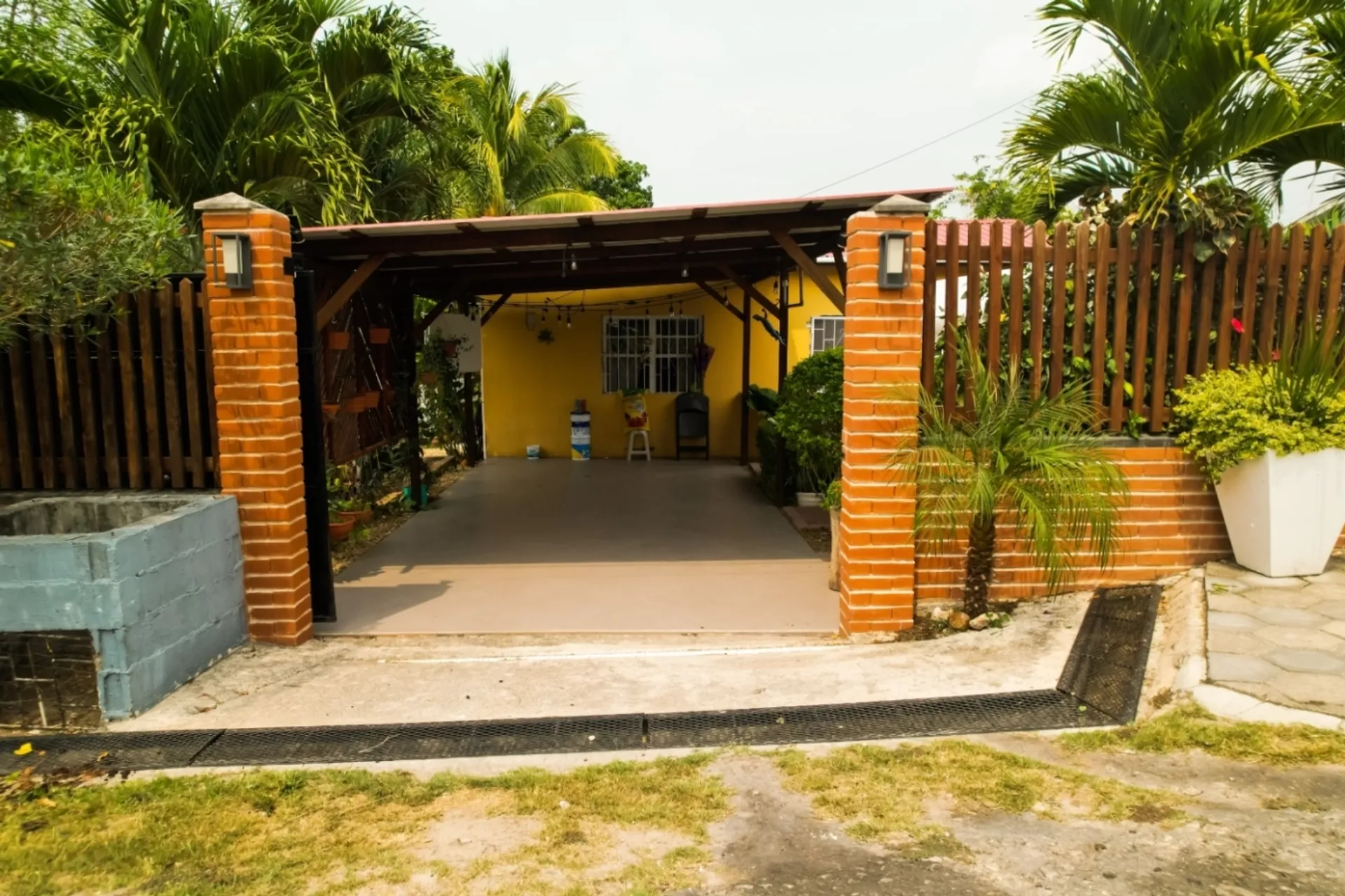 House in San Ignacio, Cayo 12384914