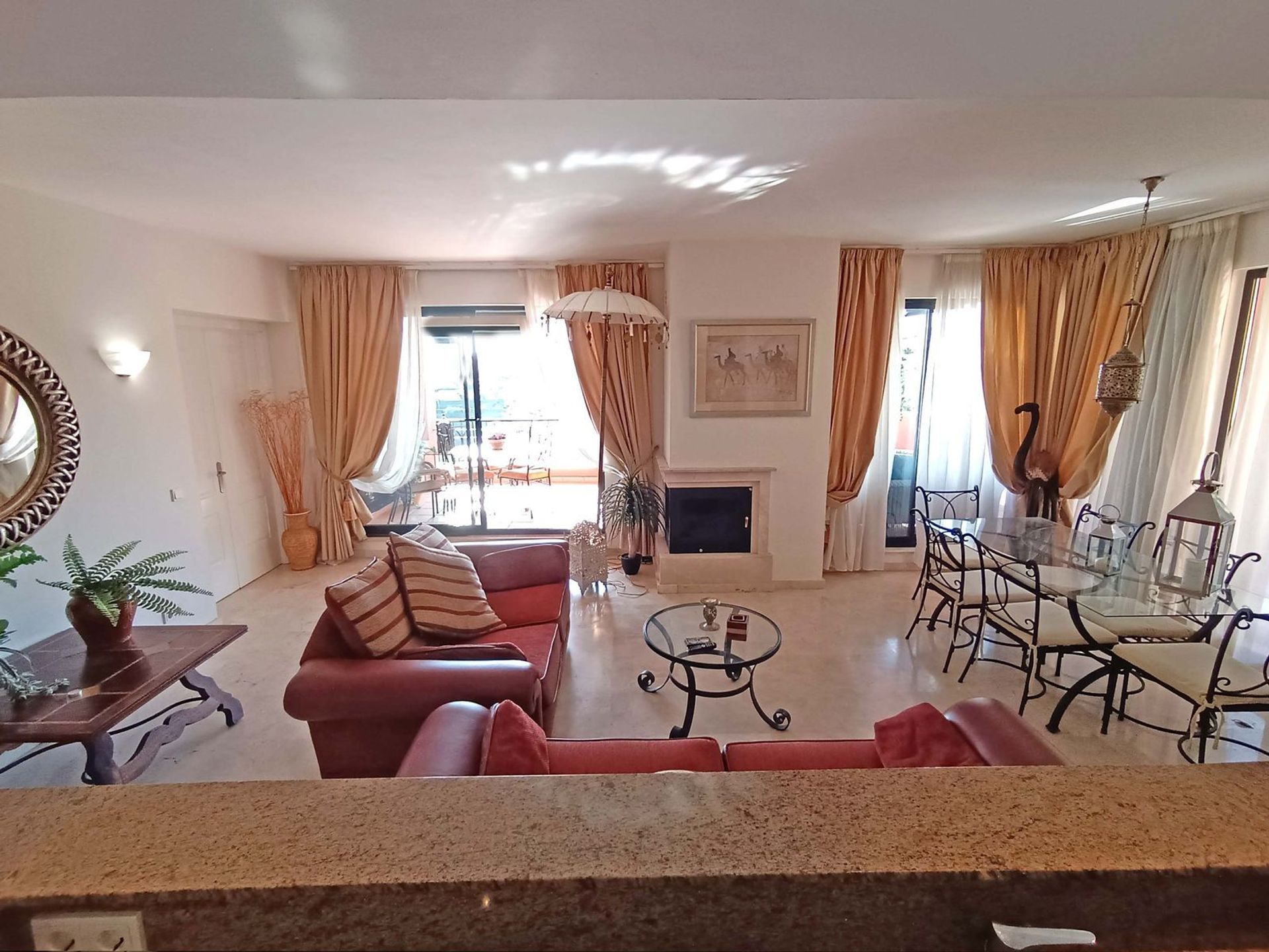 Condominium dans Marbella, Andalucía 12385100