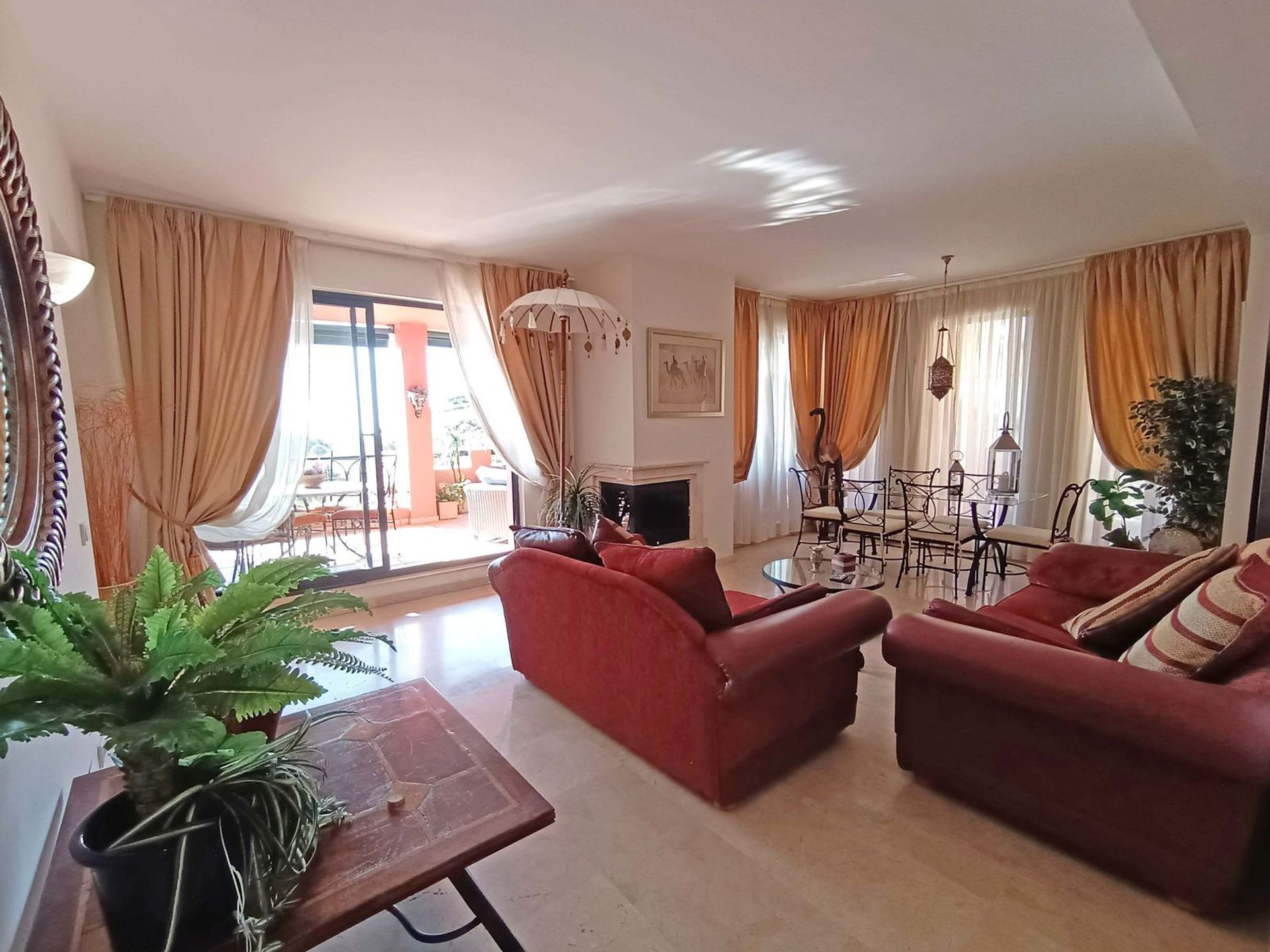 Condominium dans Marbella, Andalucía 12385100