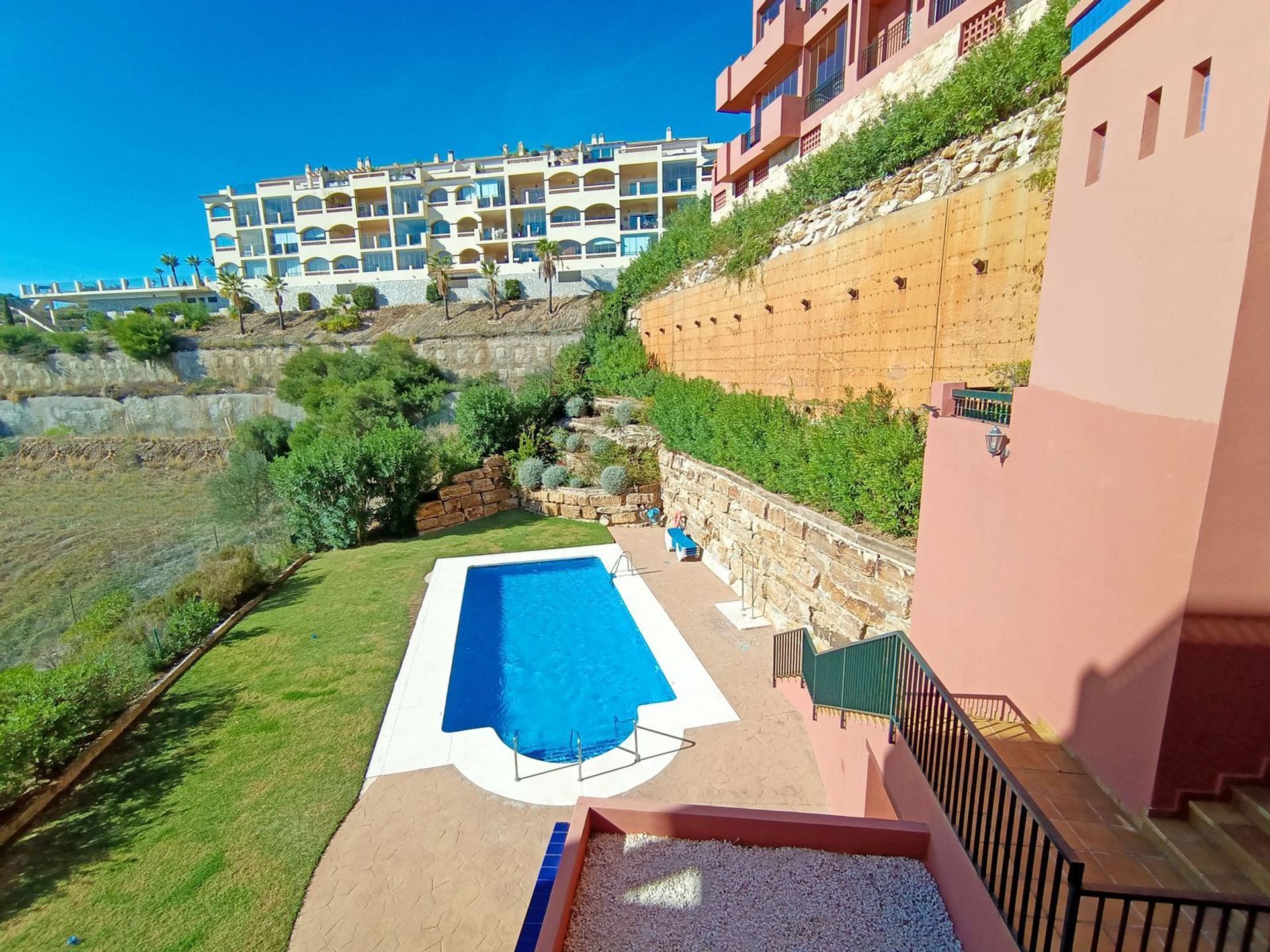 Condominium dans Marbella, Andalucía 12385100