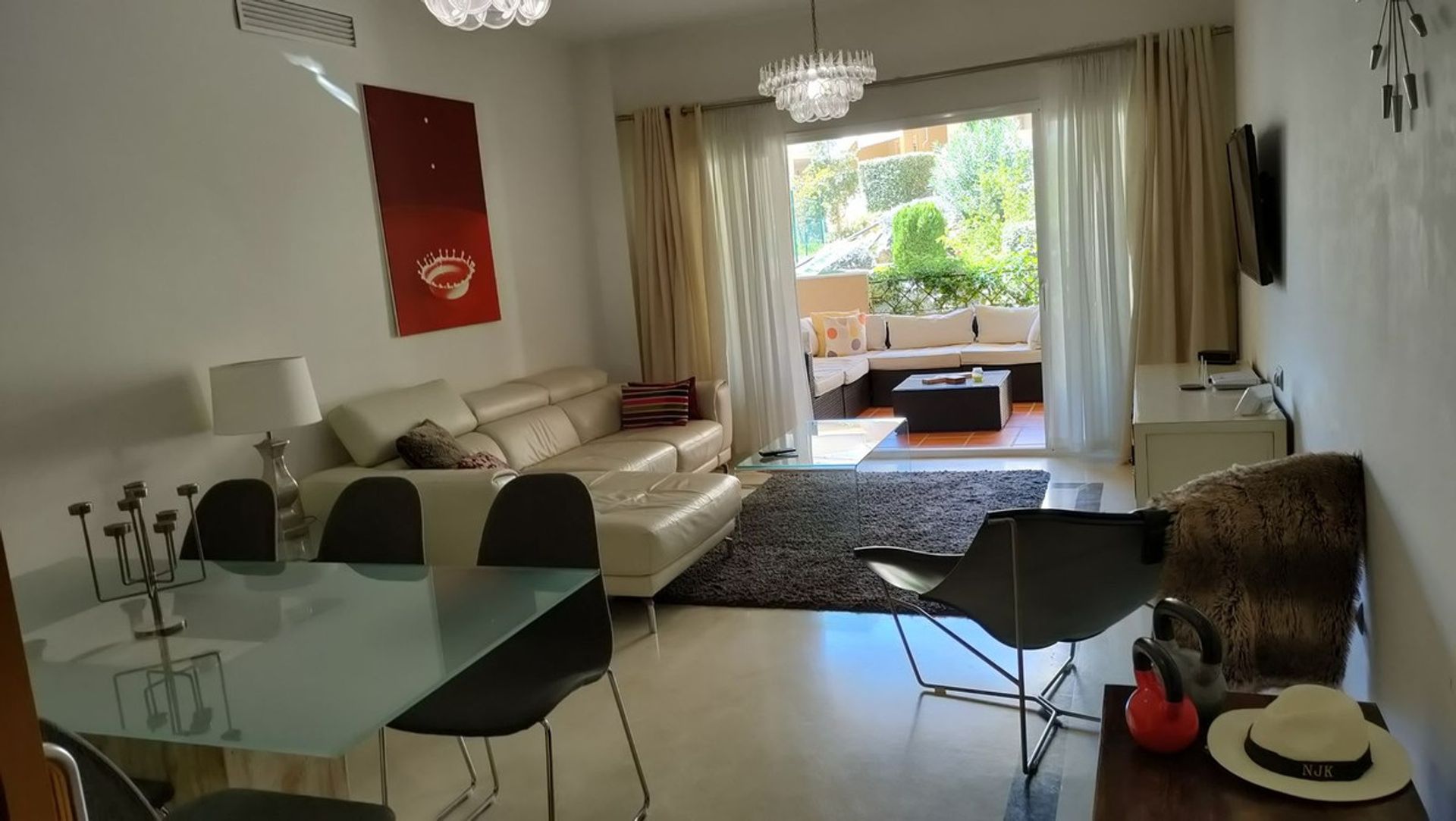 Condominium in Estepona, Andalusia 12385469