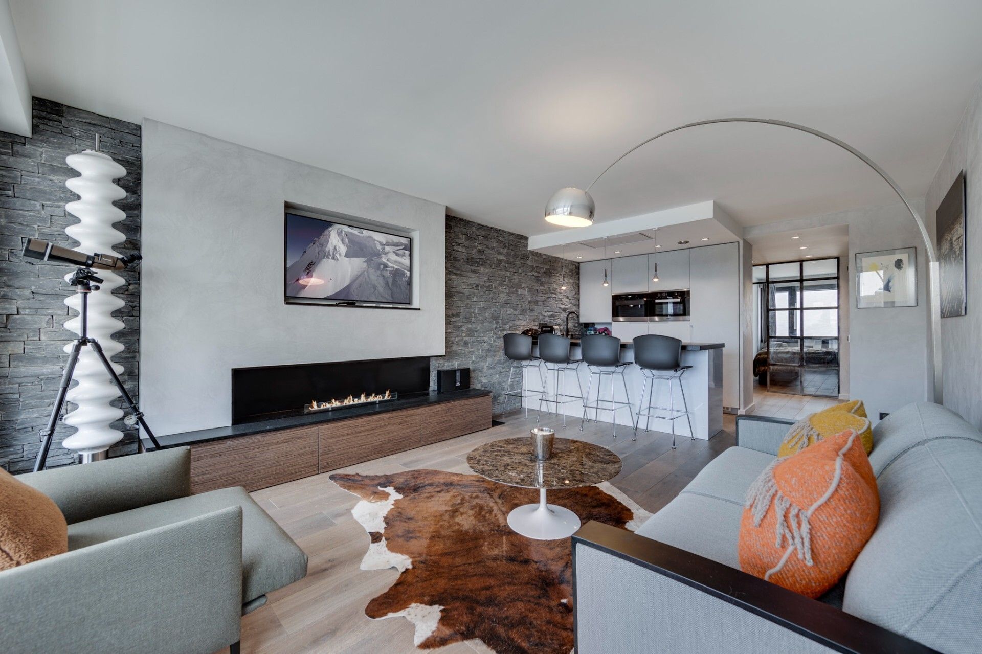 Condominium in Val-d'Isère, Auvergne-Rhône-Alpes 12386289