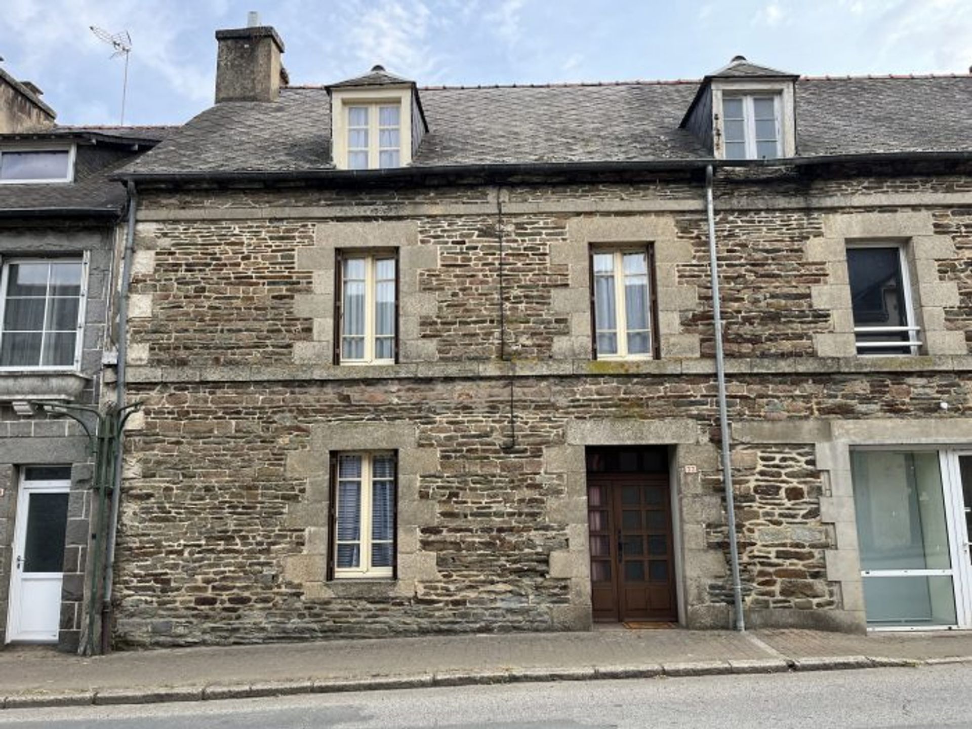 rumah dalam La Cheze, Bretagne 12387757