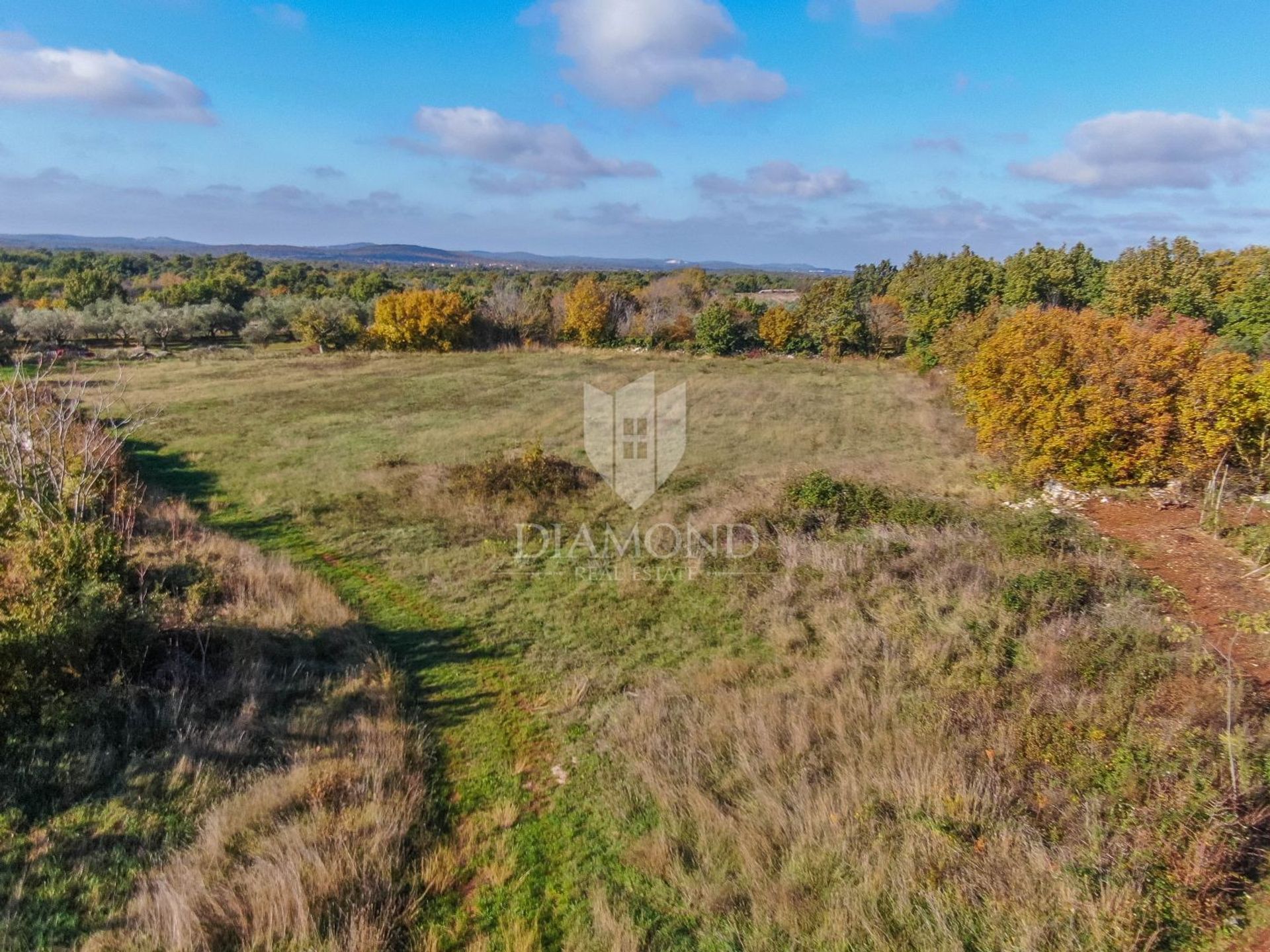 Tierra en Svetvincenat, Istarska Županija 12388398