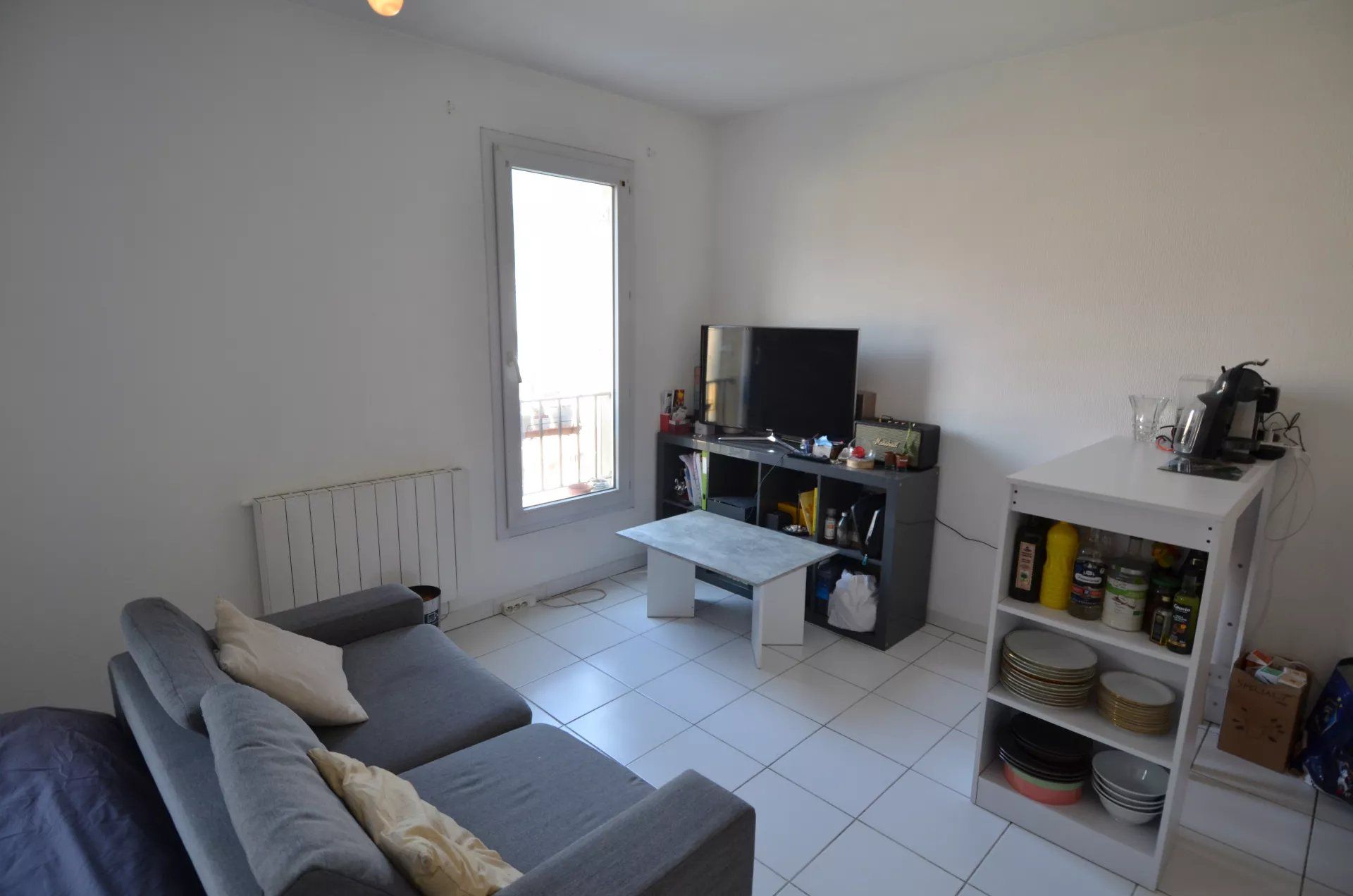 Osakehuoneisto sisään Kiva, Provence-Alpes-Cote d'Azur 12389159